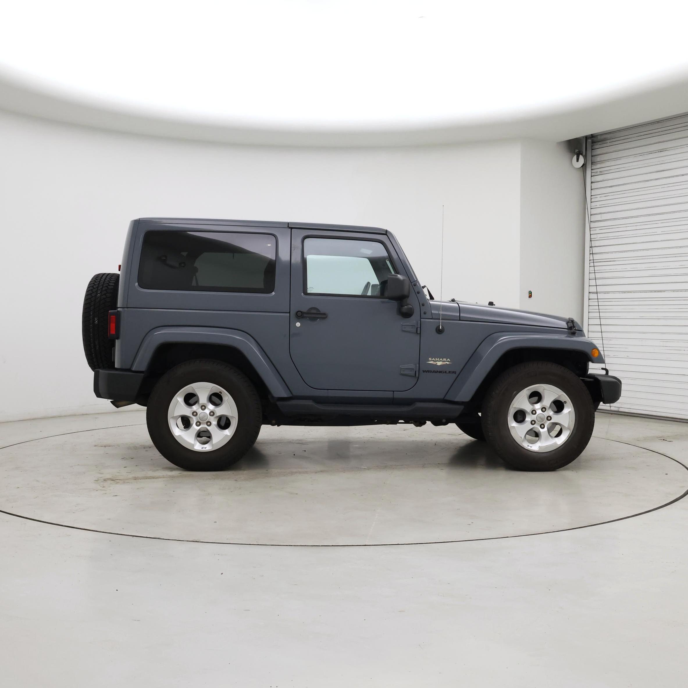 Thumbnail: 2015 Jeep Wrangler - 7