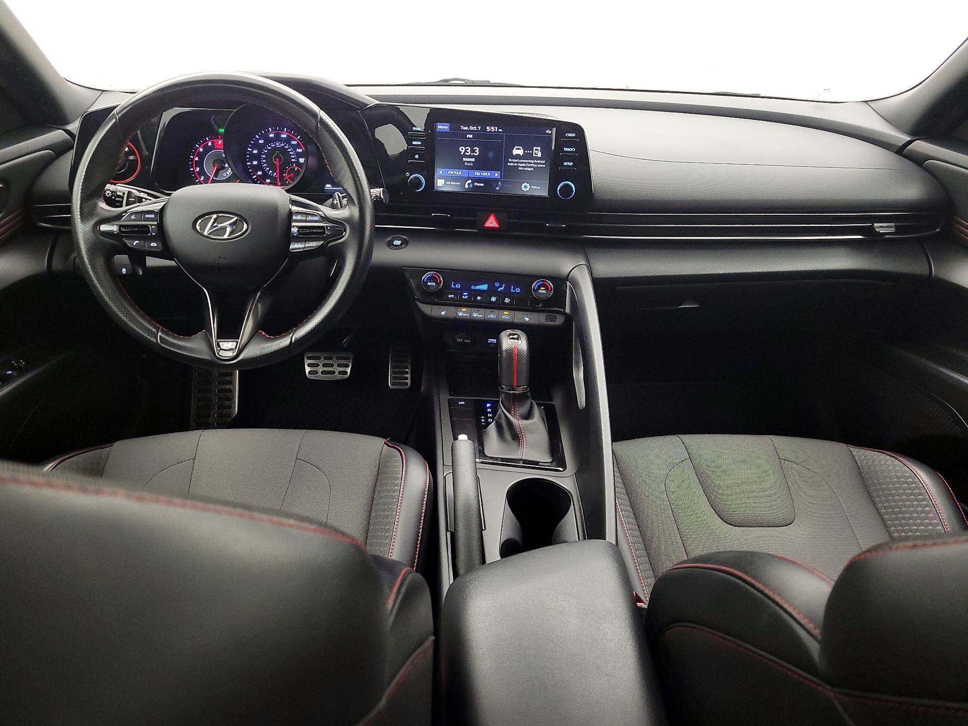 Thumbnail: 2022 Hyundai Elantra - 9