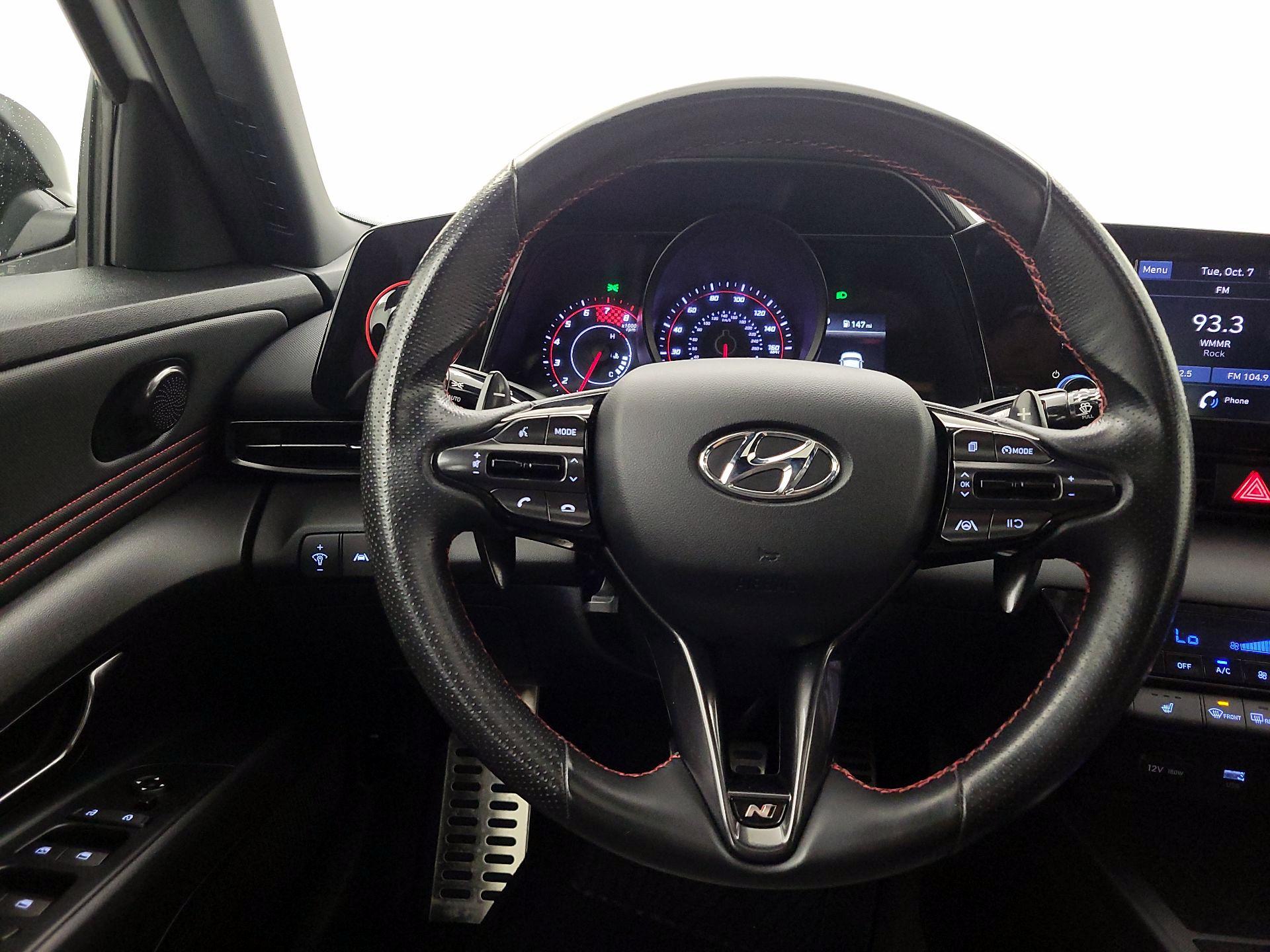 Thumbnail: 2022 Hyundai Elantra - 10