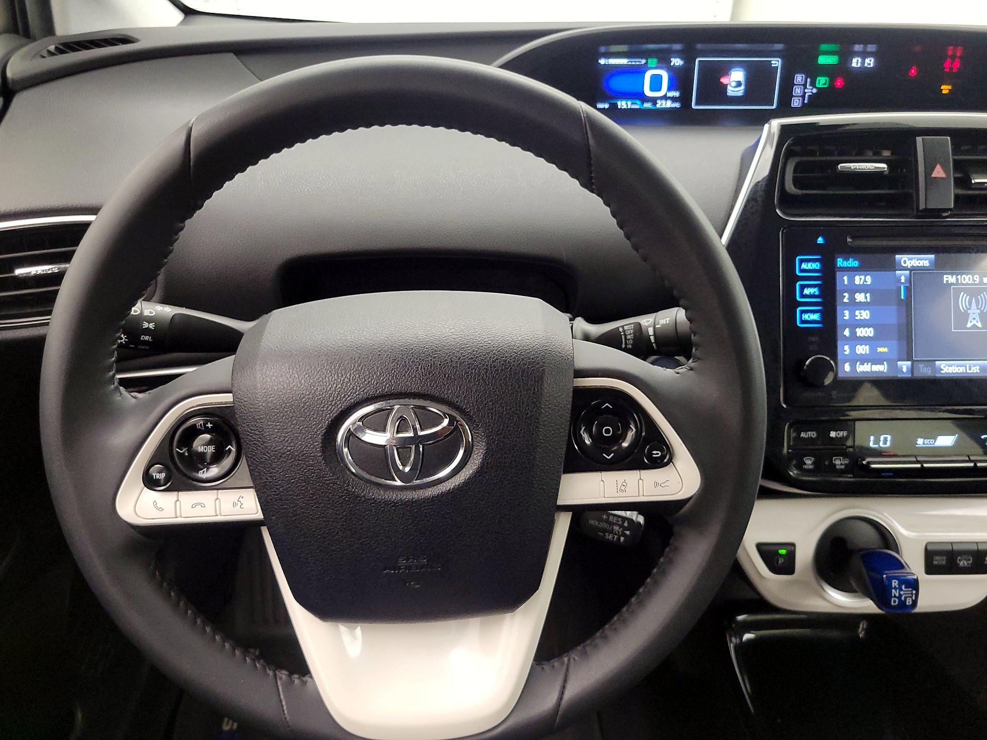 Thumbnail: 2018 Toyota Prius Prime - 10