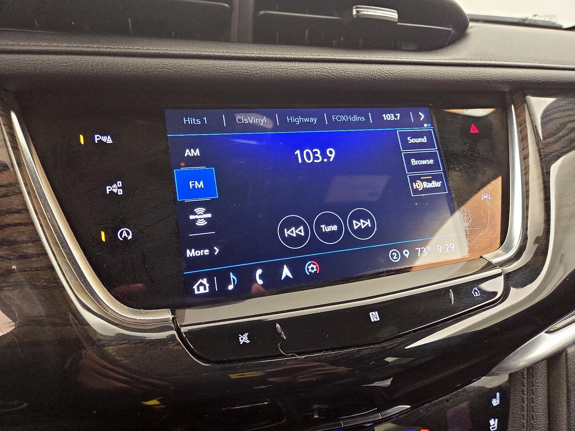 Thumbnail: 2021 Cadillac XT6 - 16