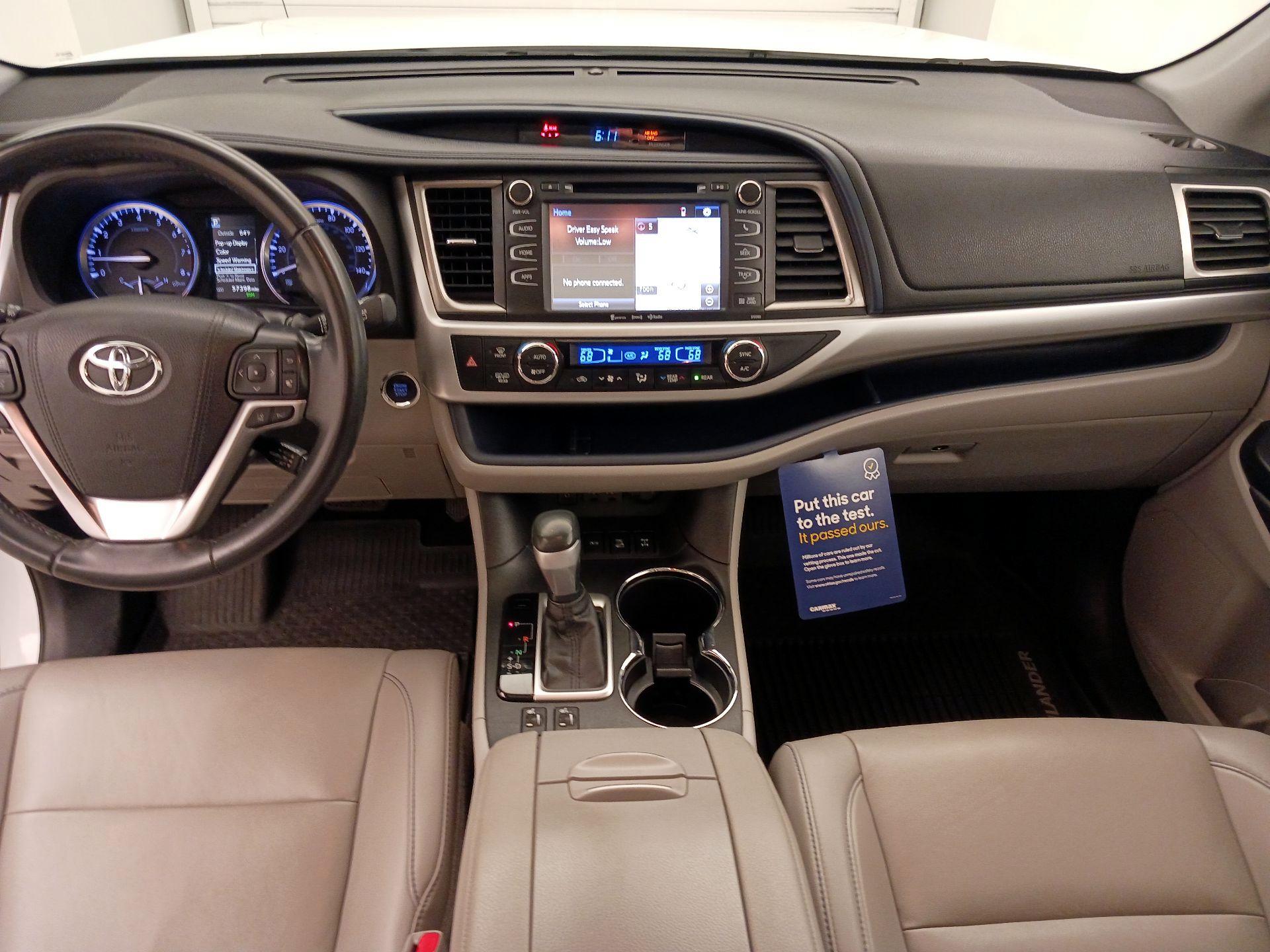 Thumbnail: 2019 Toyota Highlander - 9
