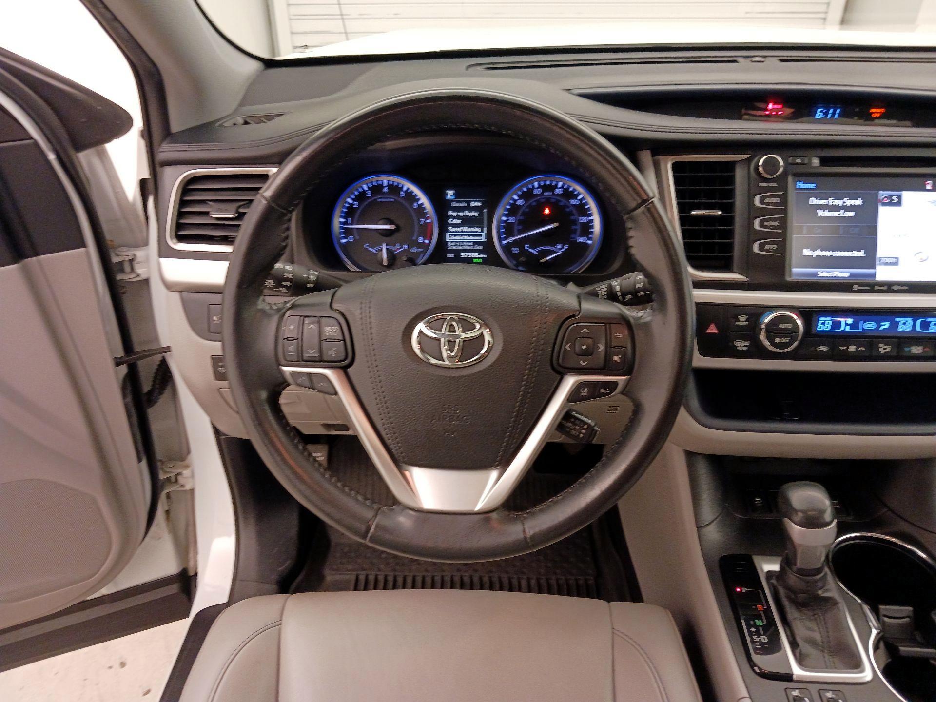 Thumbnail: 2019 Toyota Highlander - 10