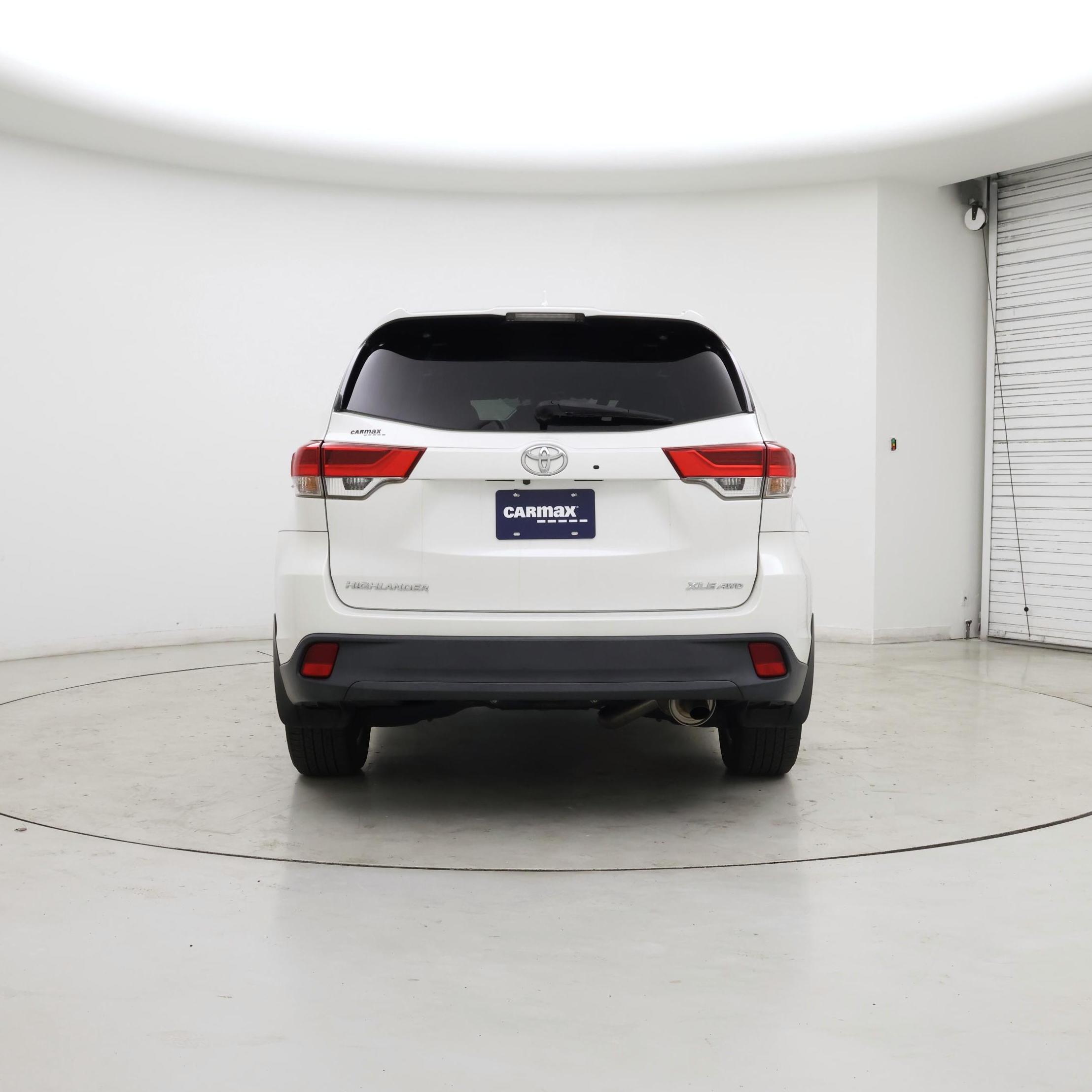 Thumbnail: 2019 Toyota Highlander - 6