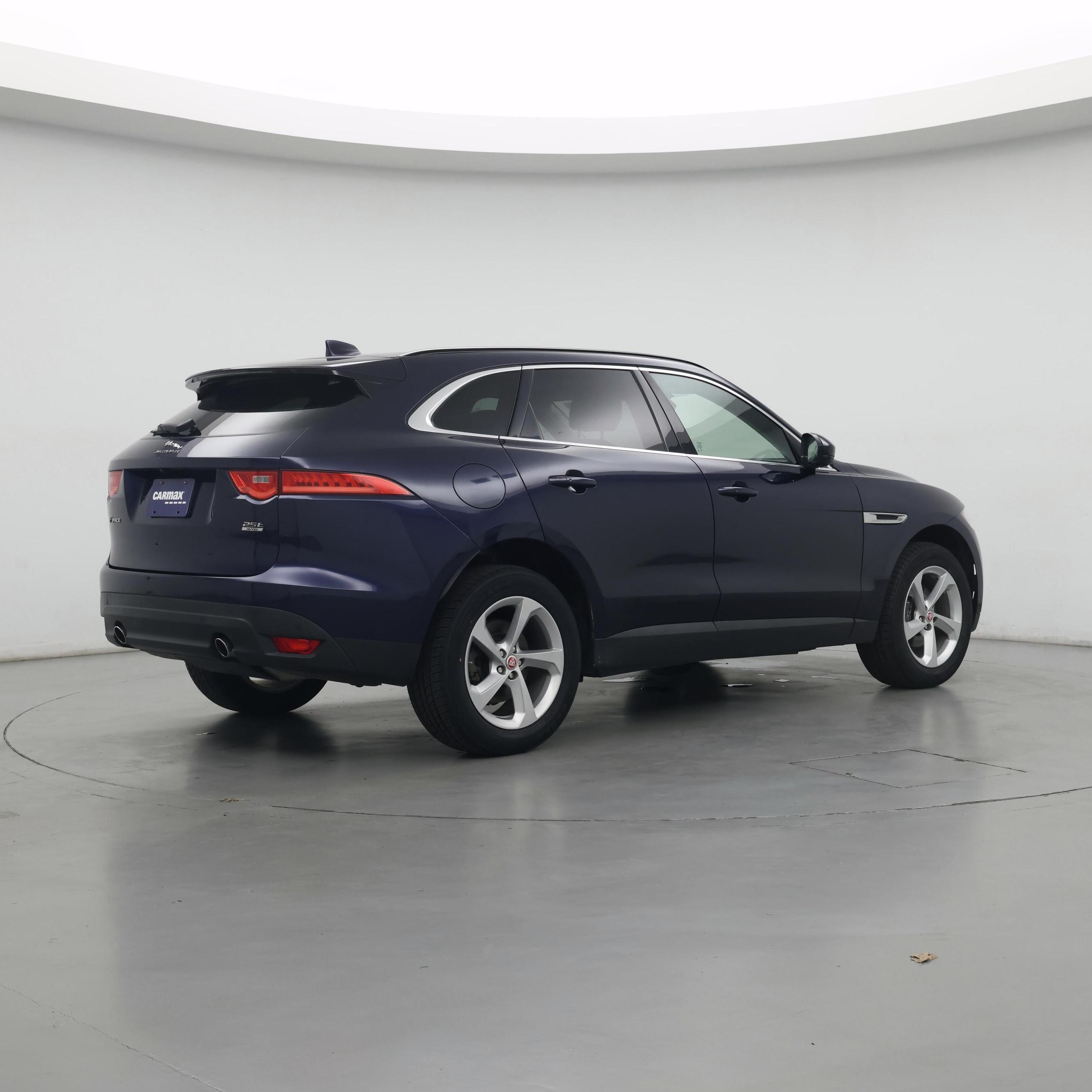 Thumbnail: 2019 Jaguar F-Pace - 8
