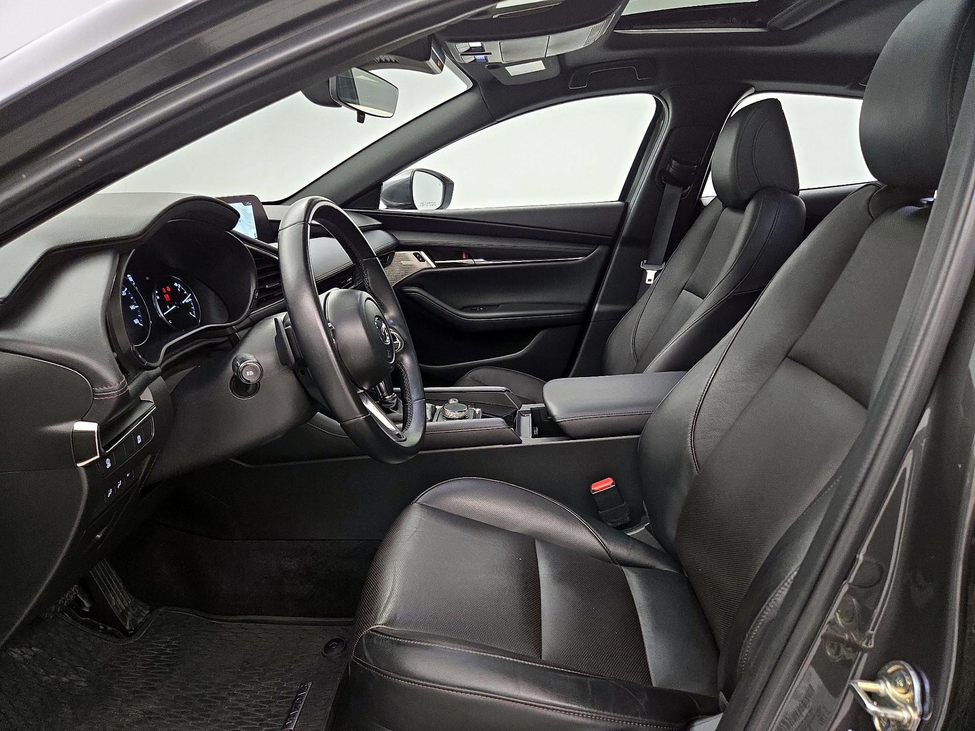 Thumbnail: 2022 Mazda Mazda3 - 11