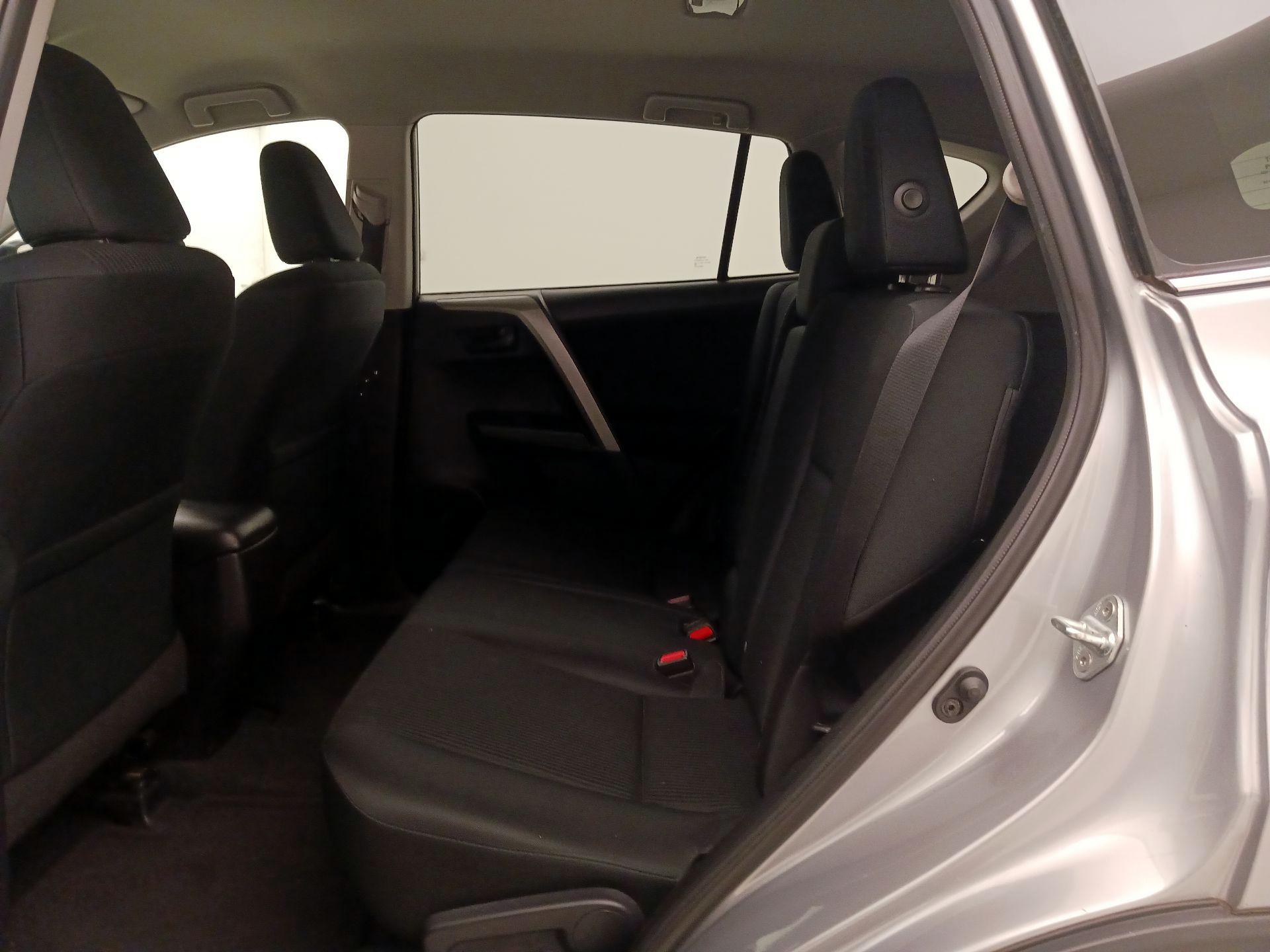 Thumbnail: 2017 Toyota RAV4 - 19