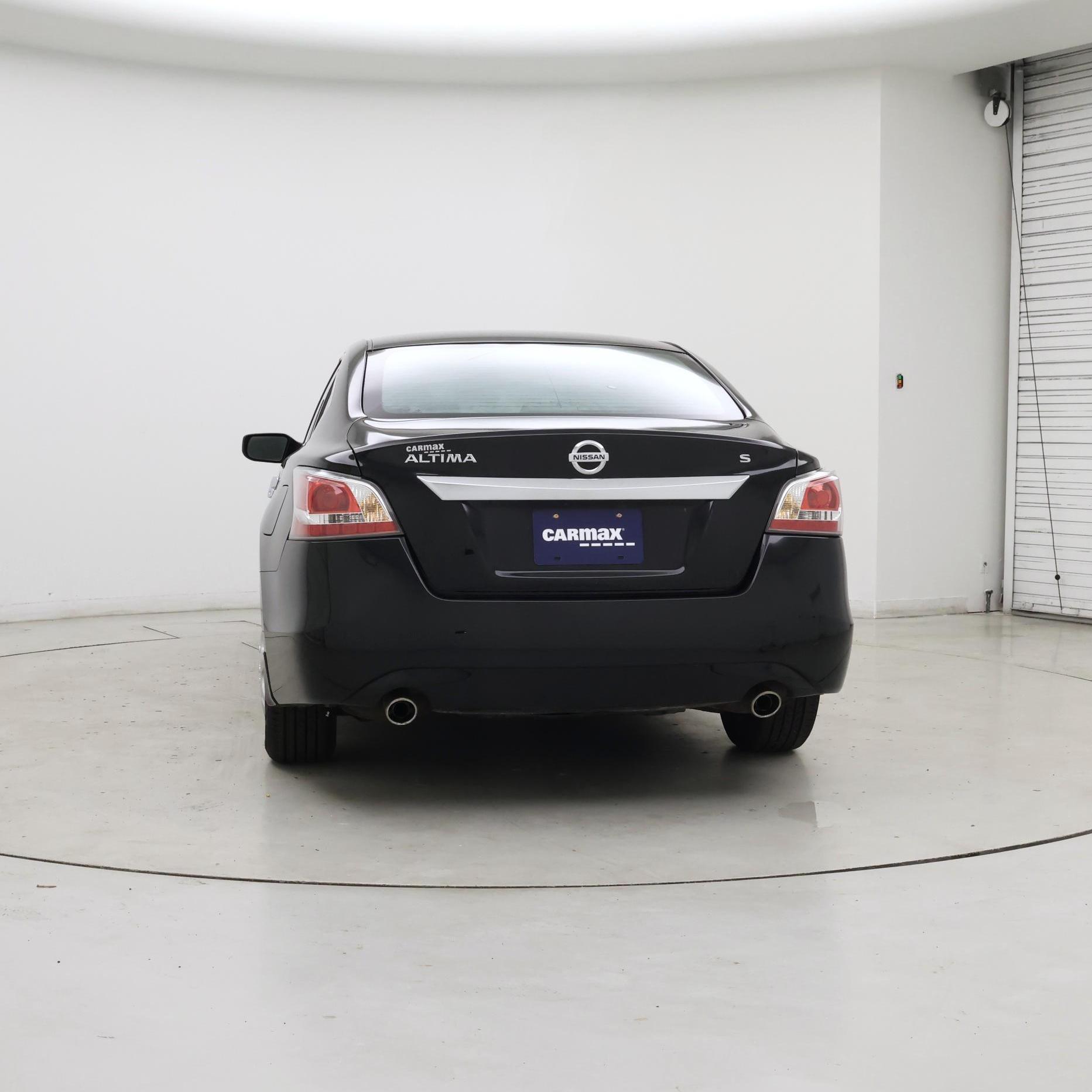 Thumbnail: 2015 Nissan Altima - 6