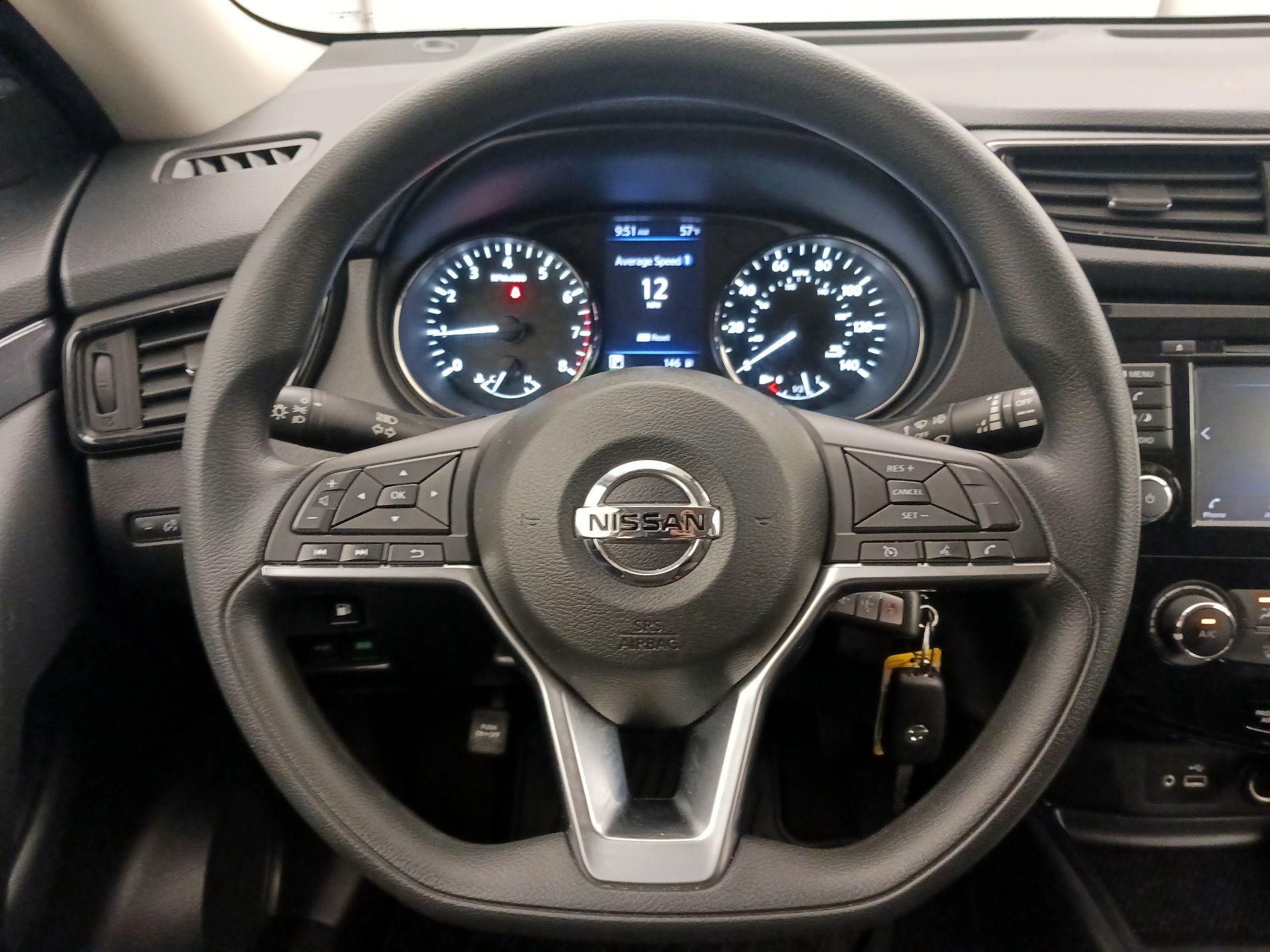 Thumbnail: 2018 Nissan Rogue - 10