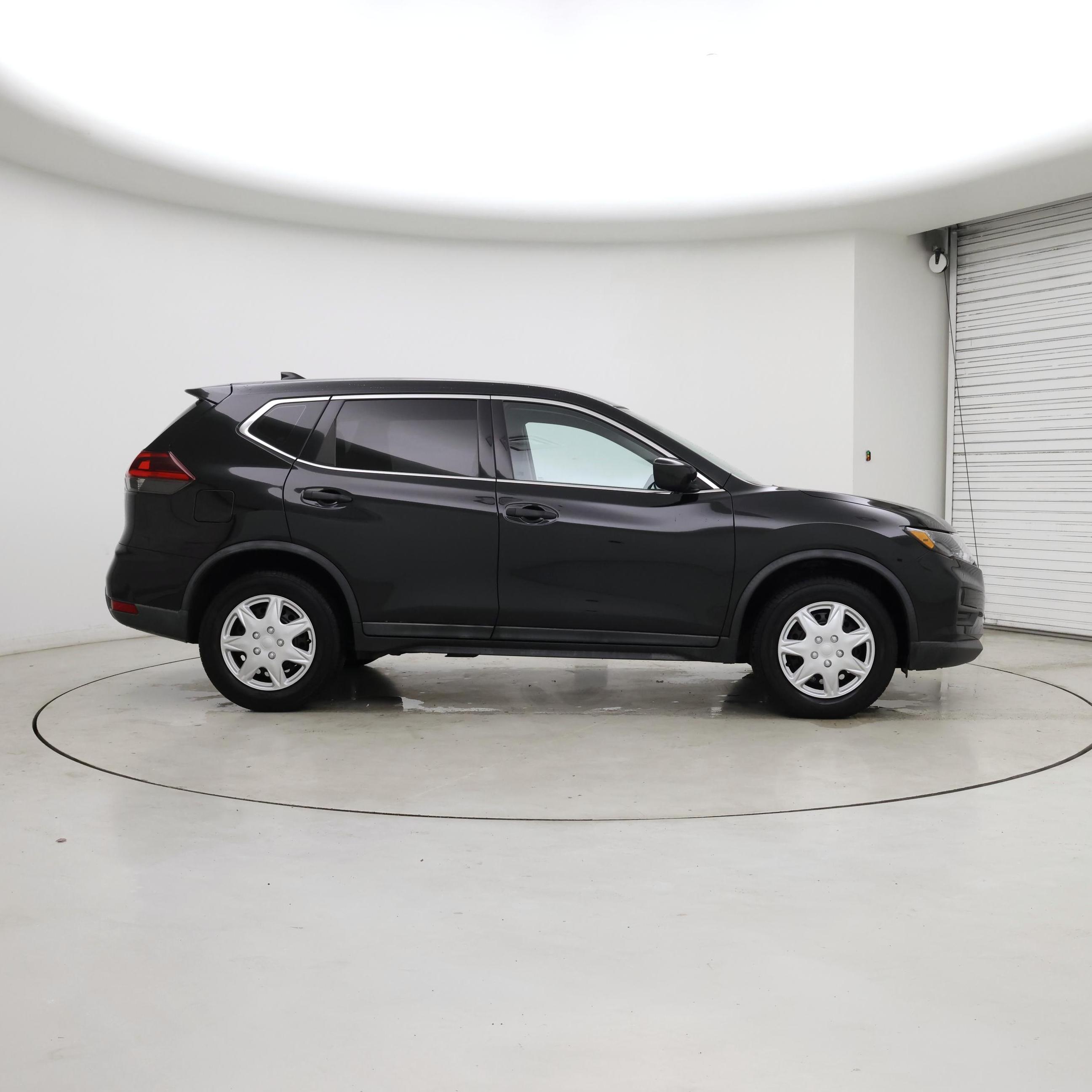 Thumbnail: 2018 Nissan Rogue - 7