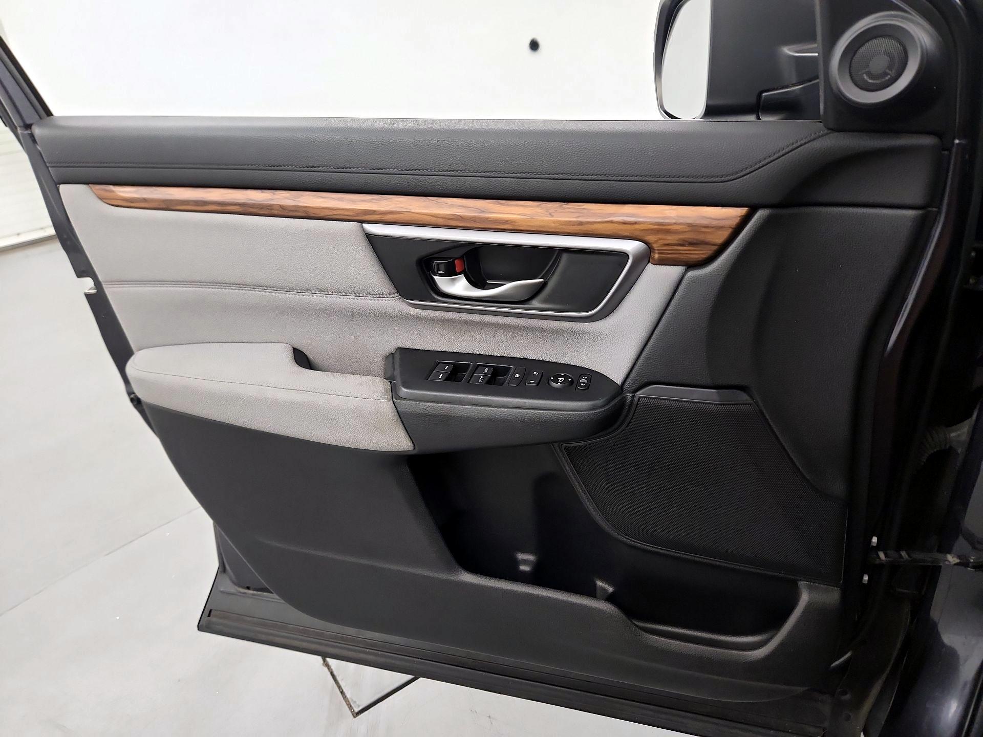 Thumbnail: 2017 Honda CR-V - 12