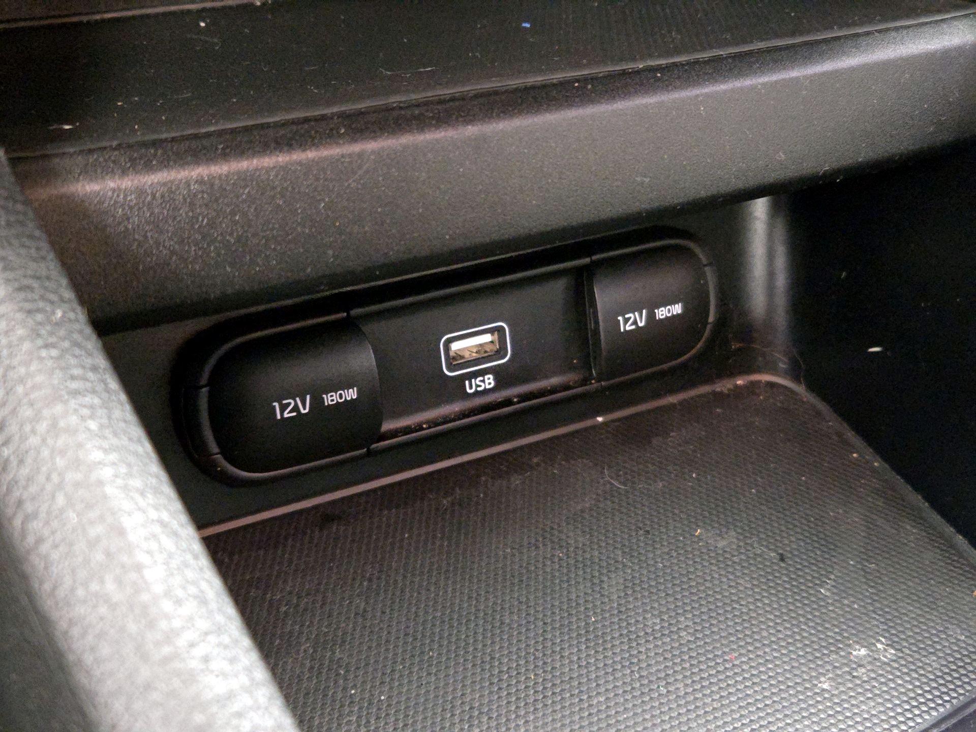 Thumbnail: 2023 Kia Forte - 18
