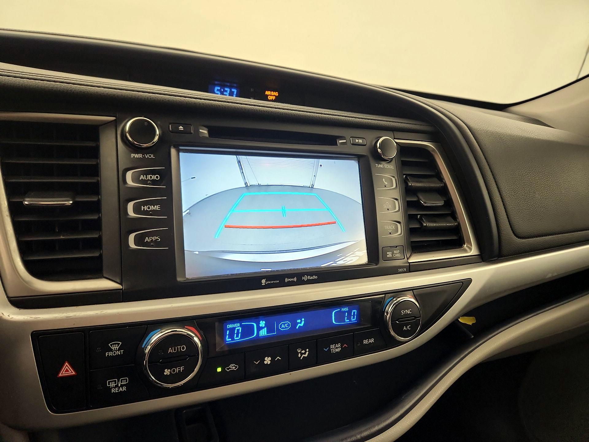 Thumbnail: 2018 Toyota Highlander - 13