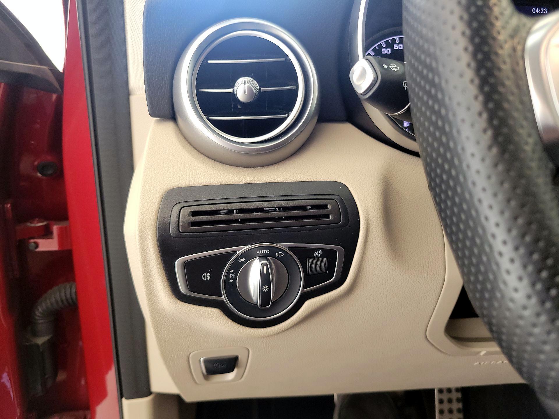 Thumbnail: 2020 Mercedes-Benz GLC - 13