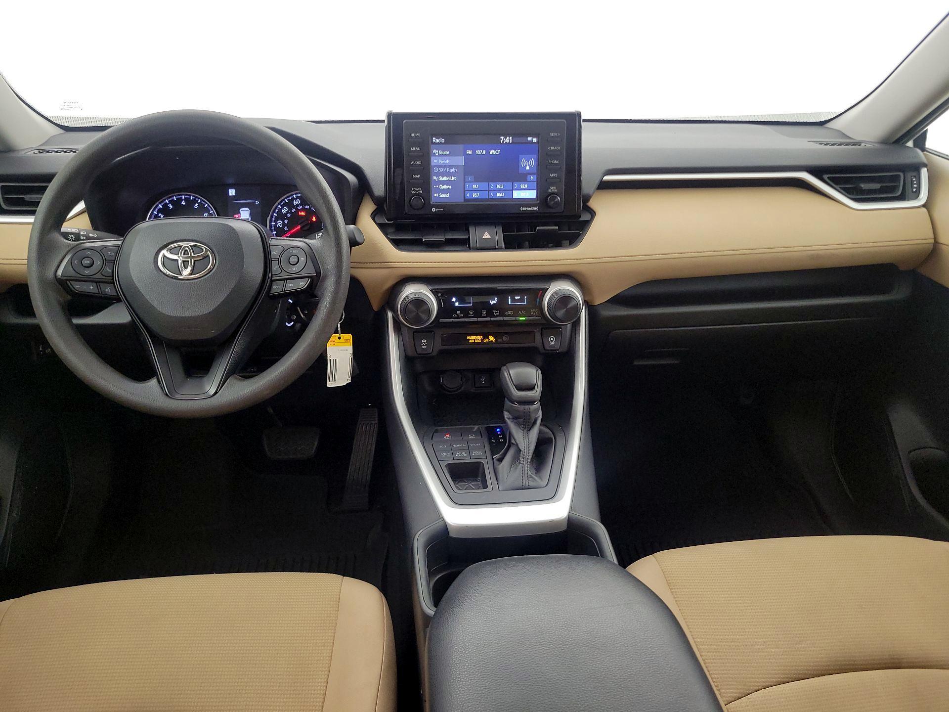 Thumbnail: 2020 Toyota RAV4 - 9