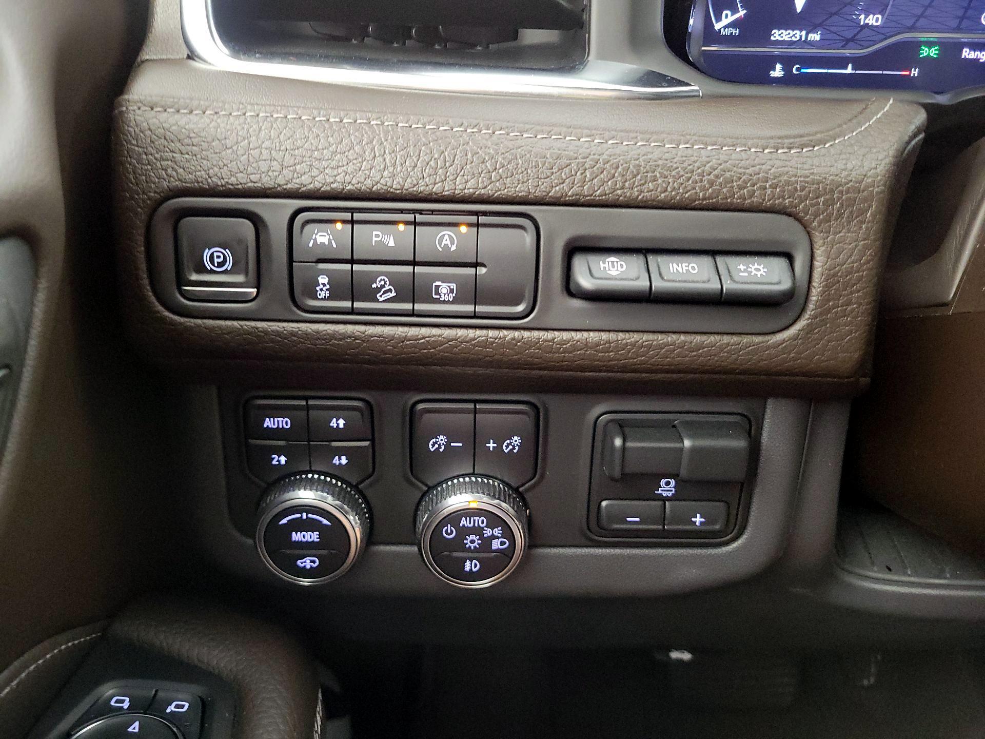 Thumbnail: 2023 GMC Yukon XL - 13