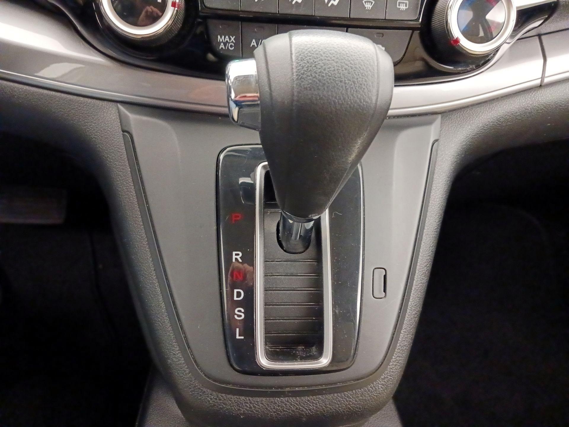 Thumbnail: 2015 Honda CR-V - 17