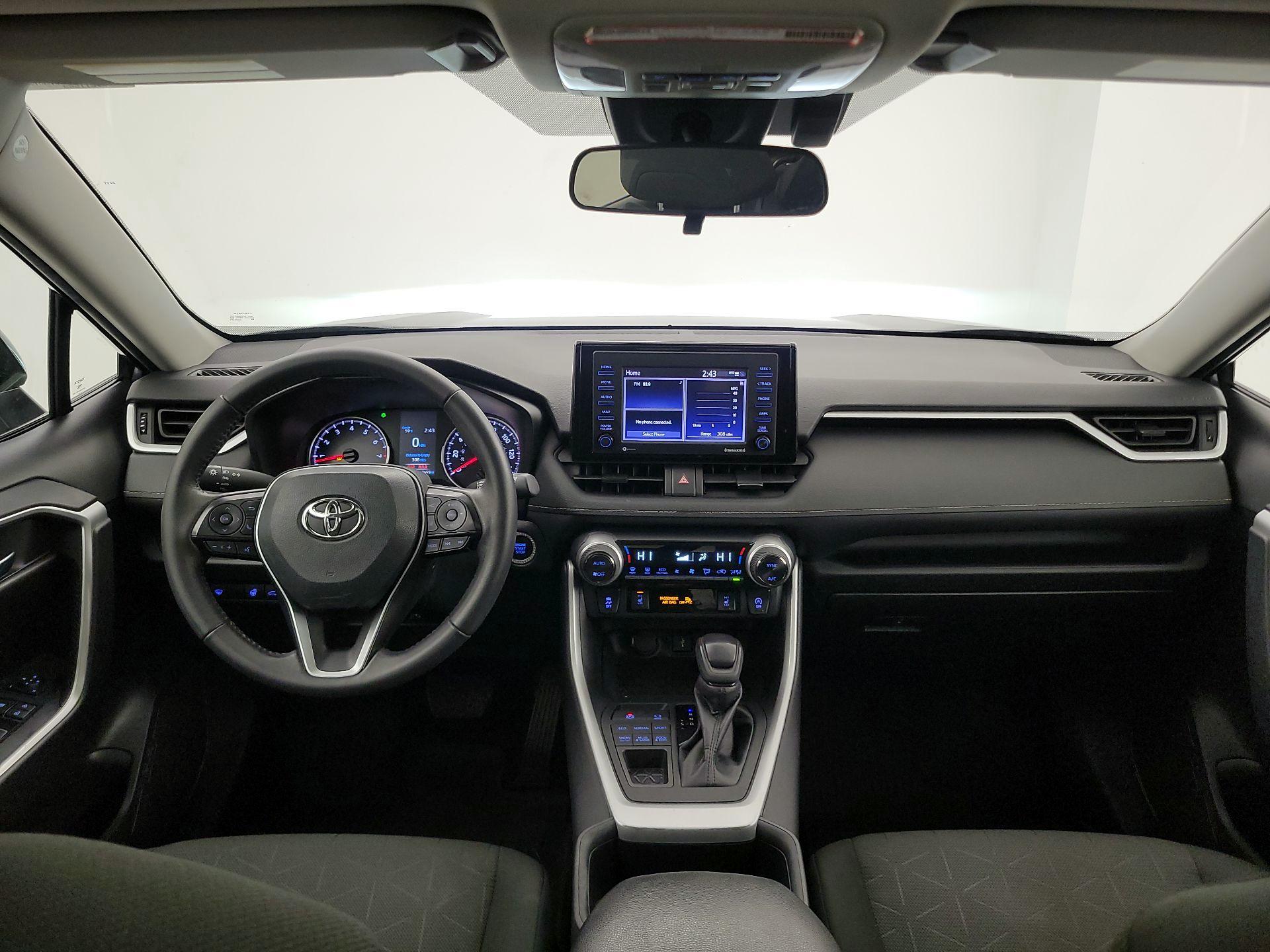 Thumbnail: 2022 Toyota RAV4 - 9