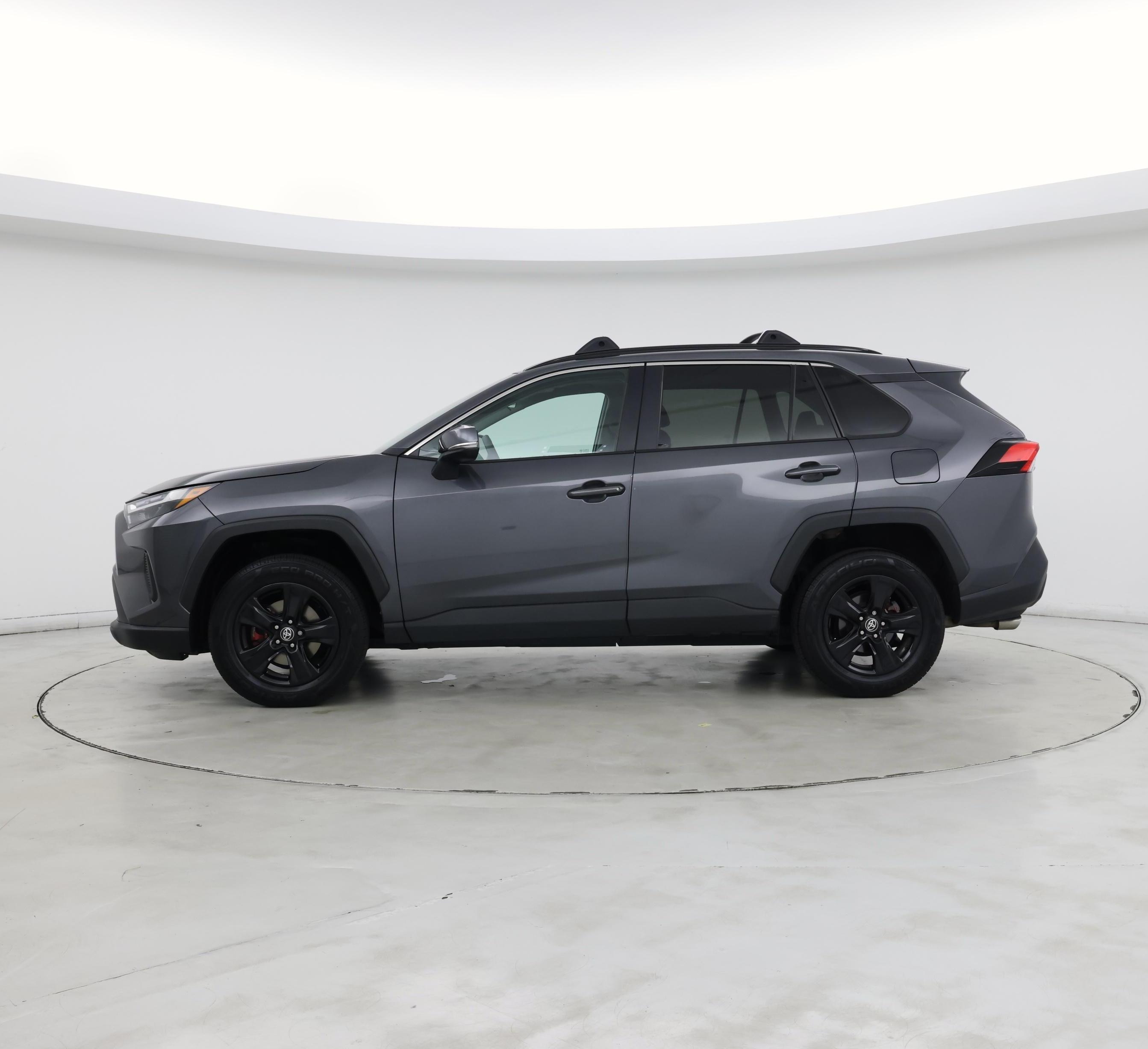Thumbnail: 2022 Toyota RAV4 - 3