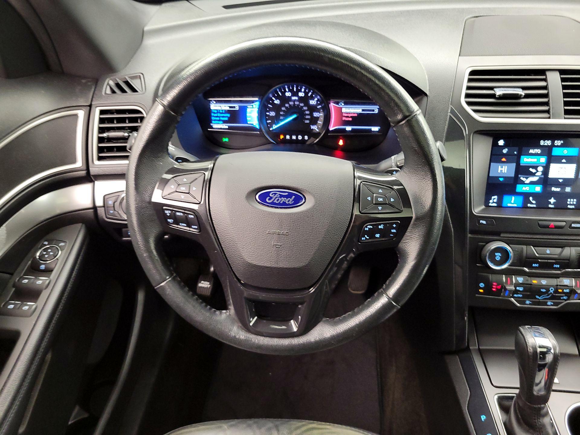 Thumbnail: 2017 Ford Explorer - 10