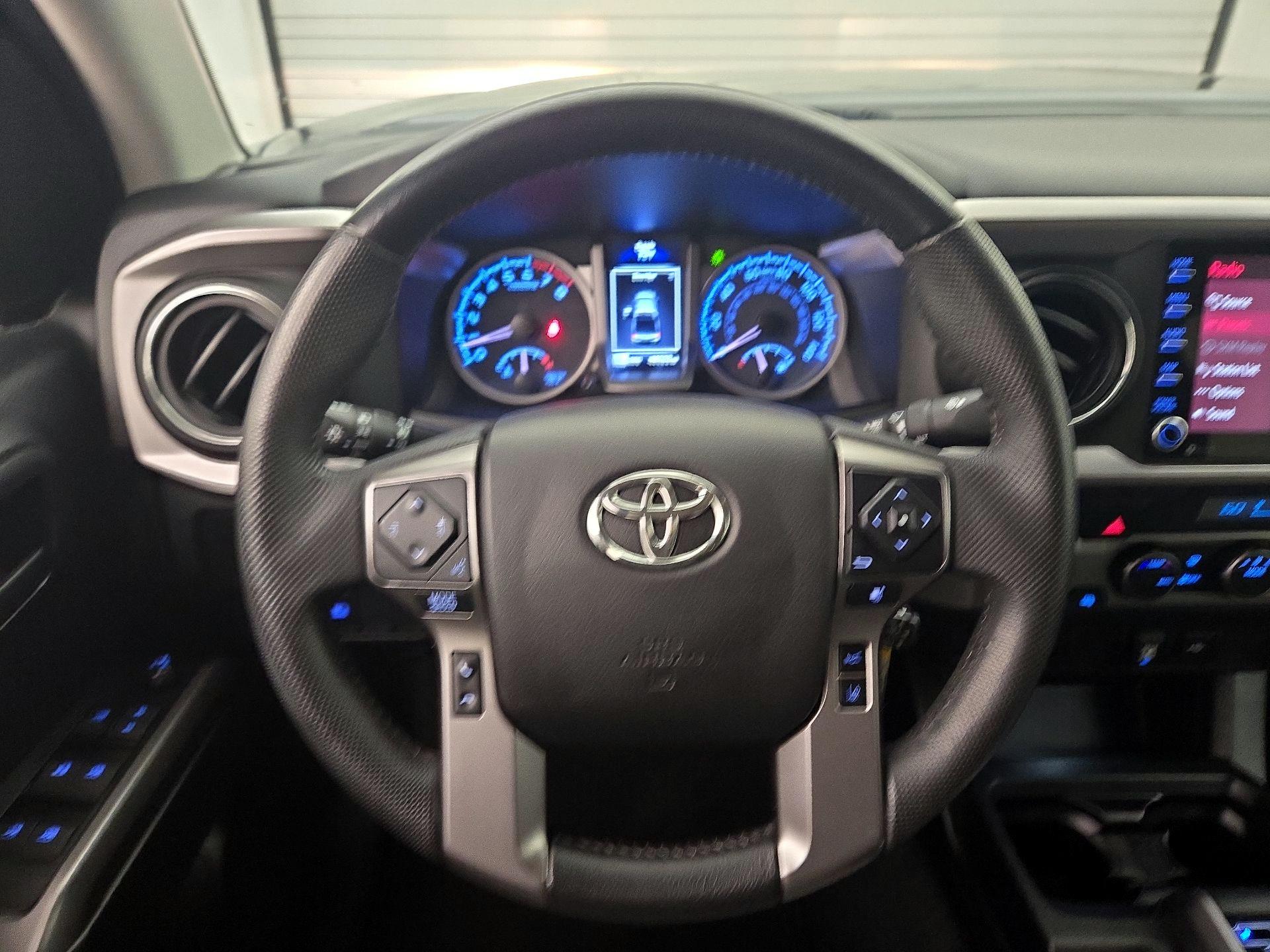Thumbnail: 2022 Toyota Tacoma - 10