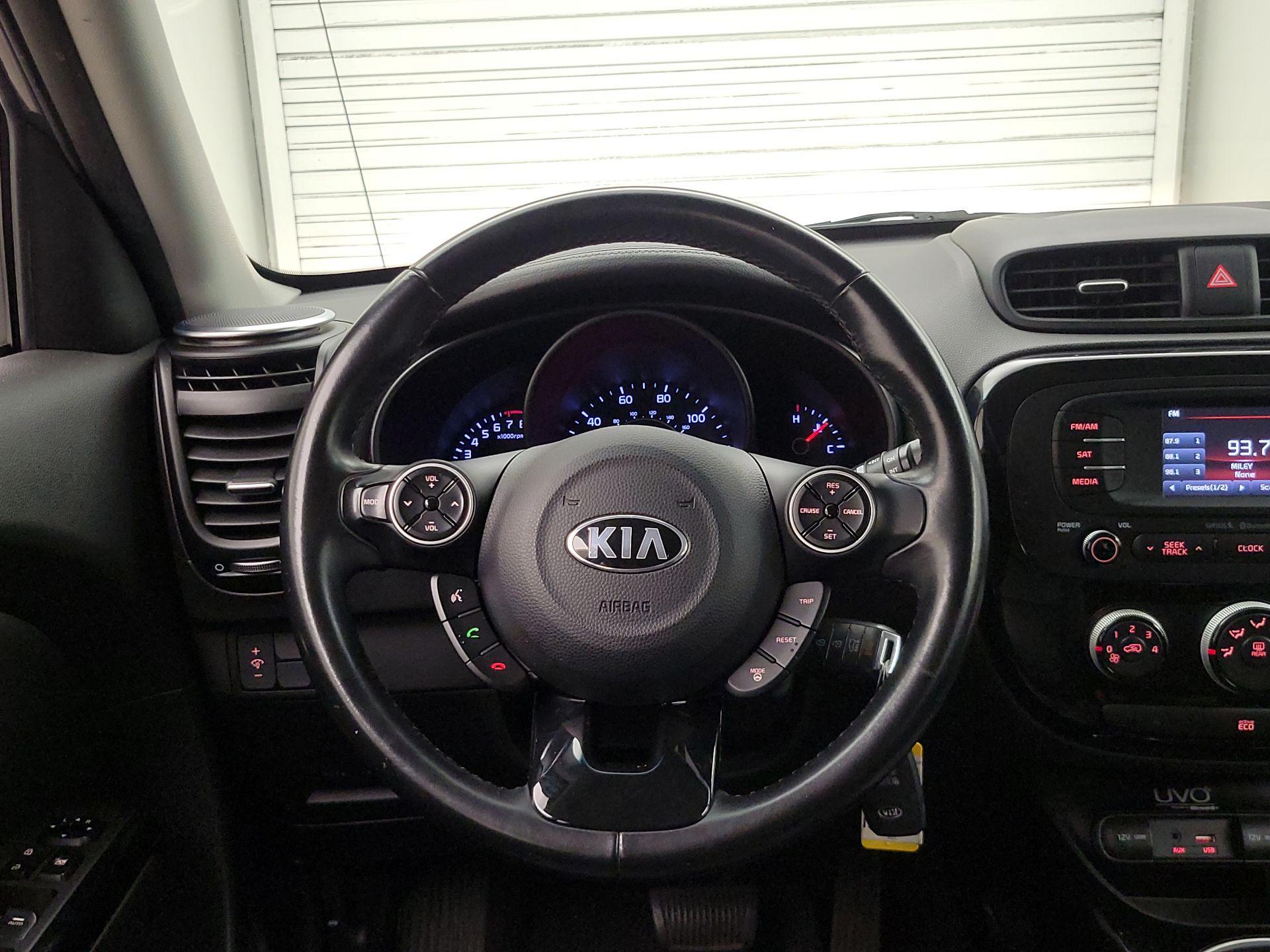 Thumbnail: 2016 Kia Soul - 10