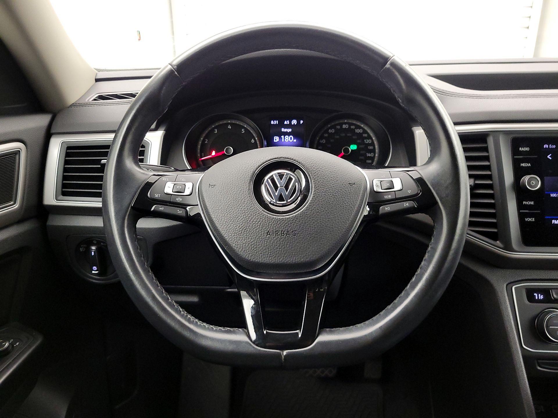 Thumbnail: 2019 Volkswagen Atlas - 10
