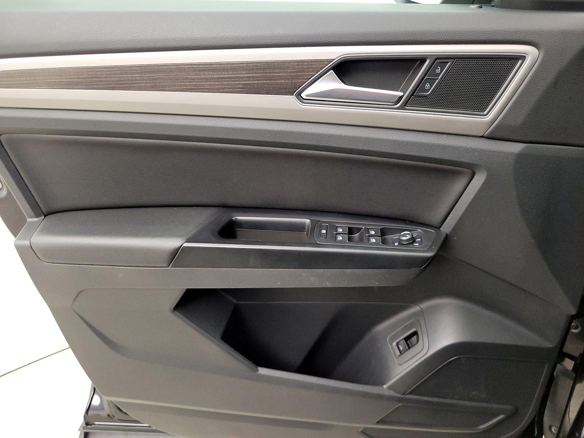 Thumbnail: 2019 Volkswagen Atlas - 12