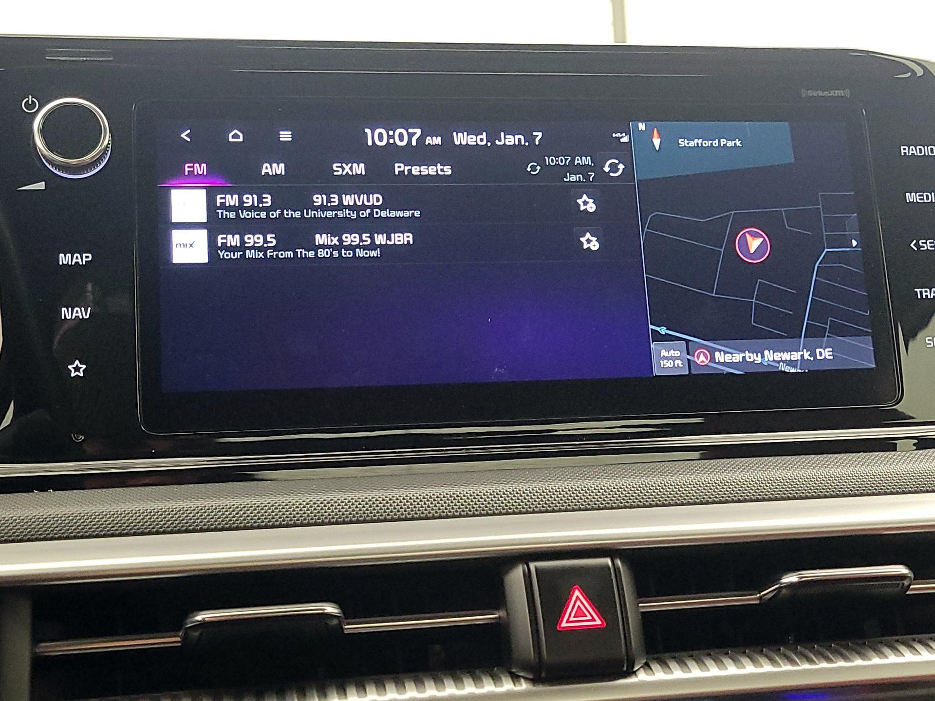 Thumbnail: 2023 Kia K5 - 16