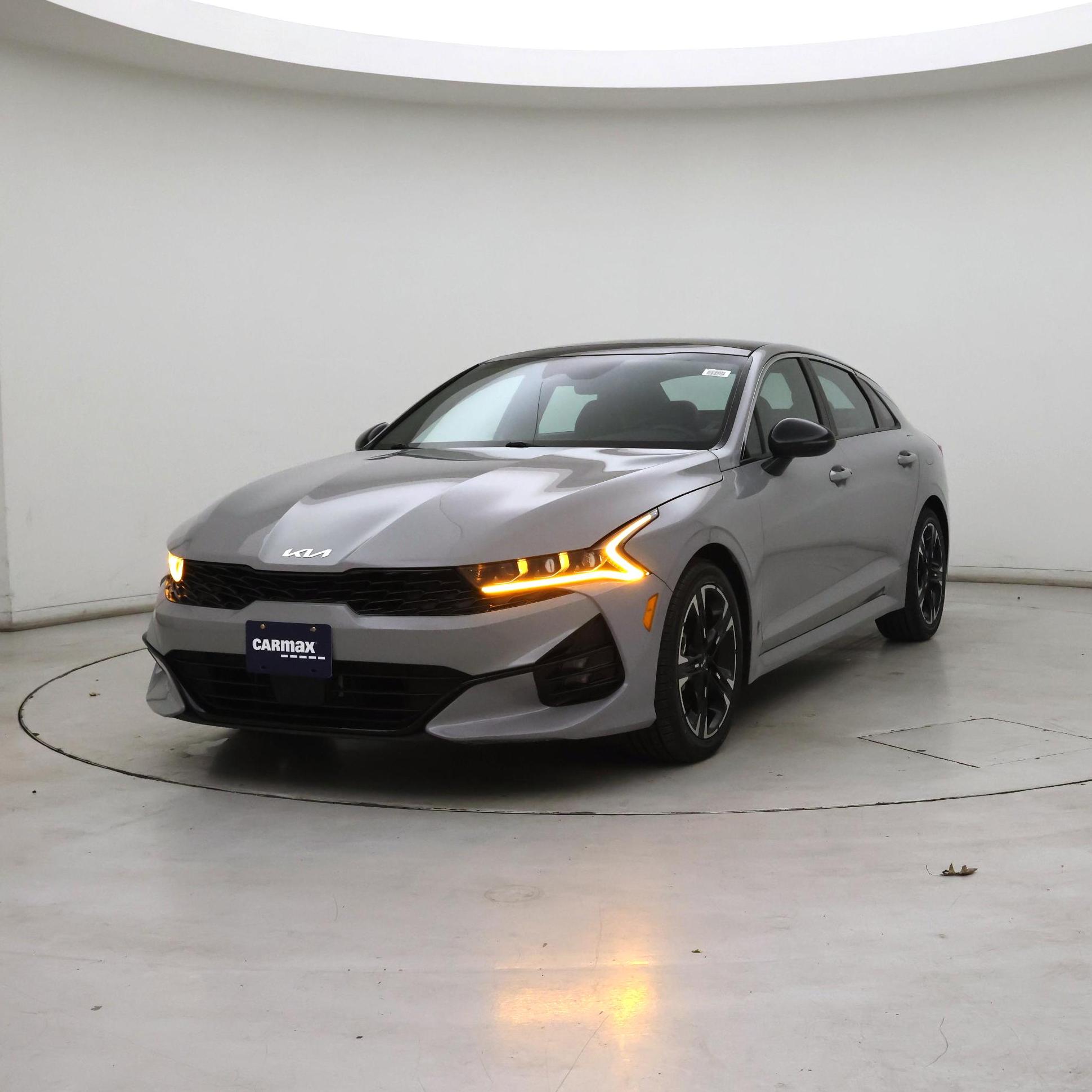 Thumbnail: 2023 Kia K5 - 4