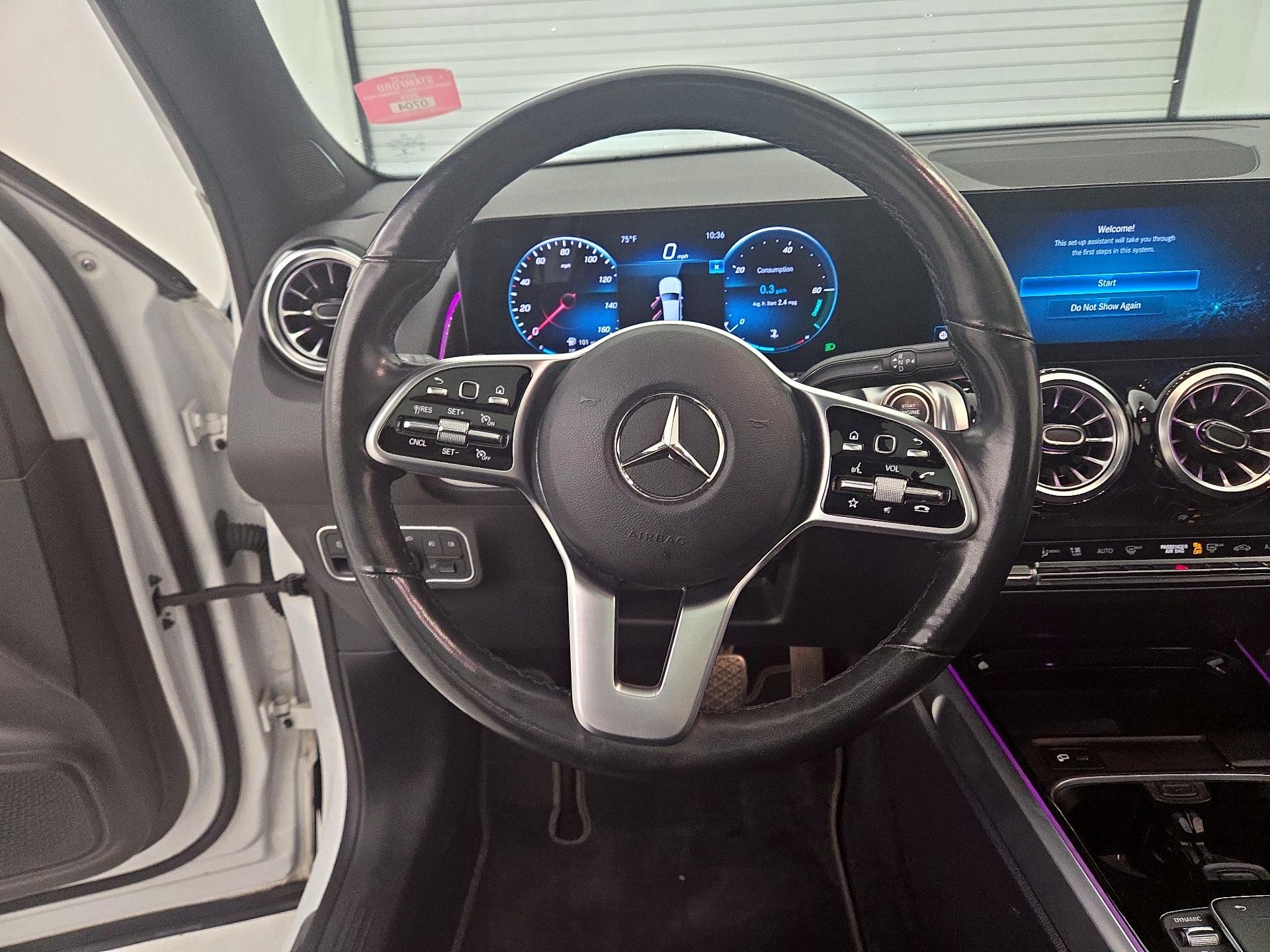 Thumbnail: 2022 Mercedes-Benz GLB - 10