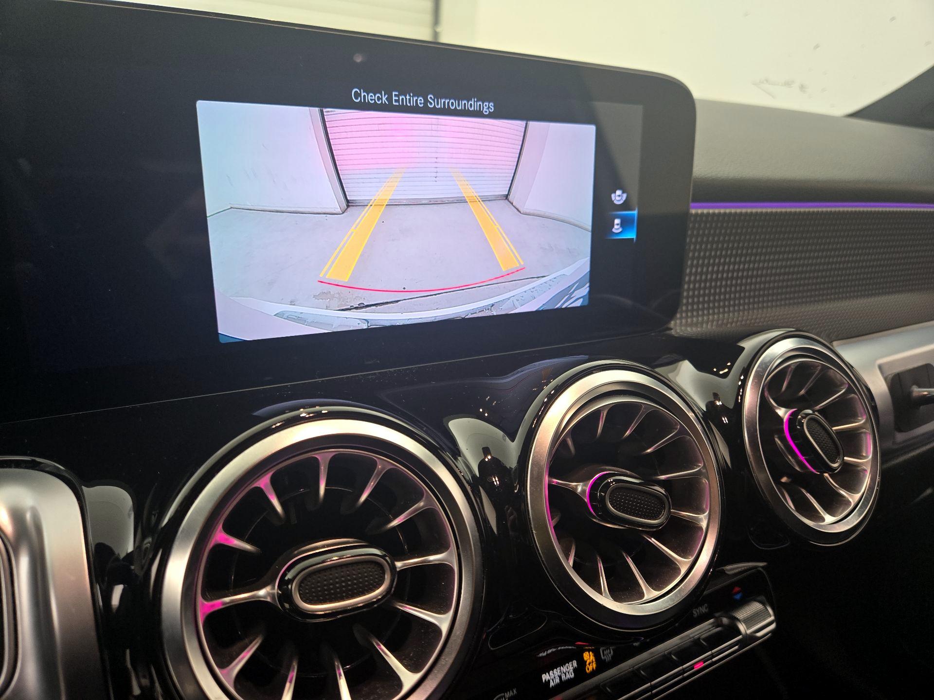 Thumbnail: 2022 Mercedes-Benz GLB - 14