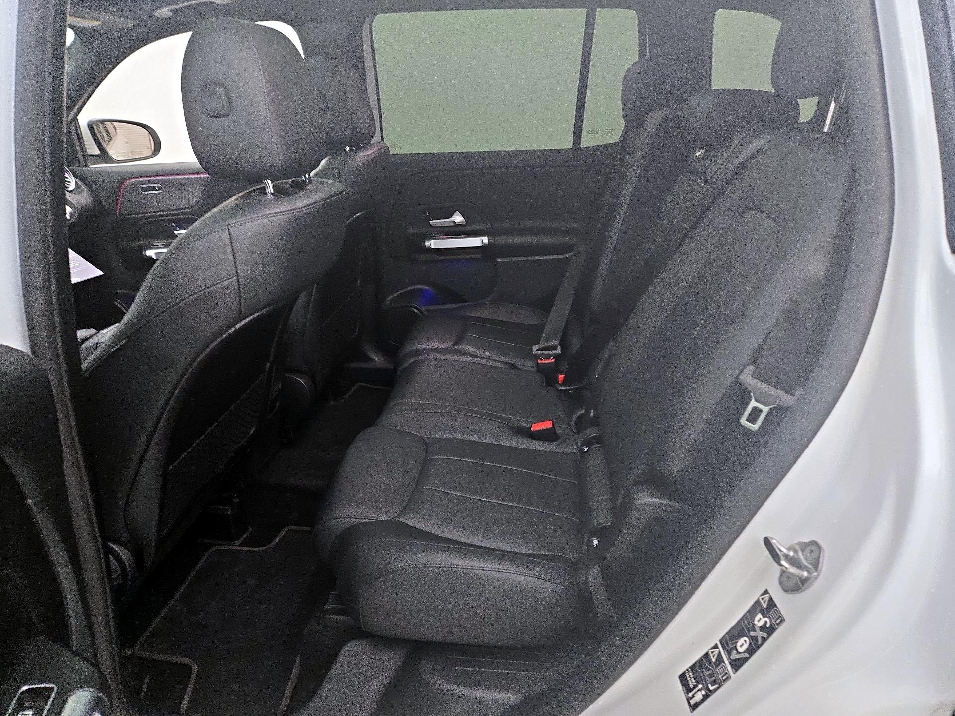 Thumbnail: 2022 Mercedes-Benz GLB - 20