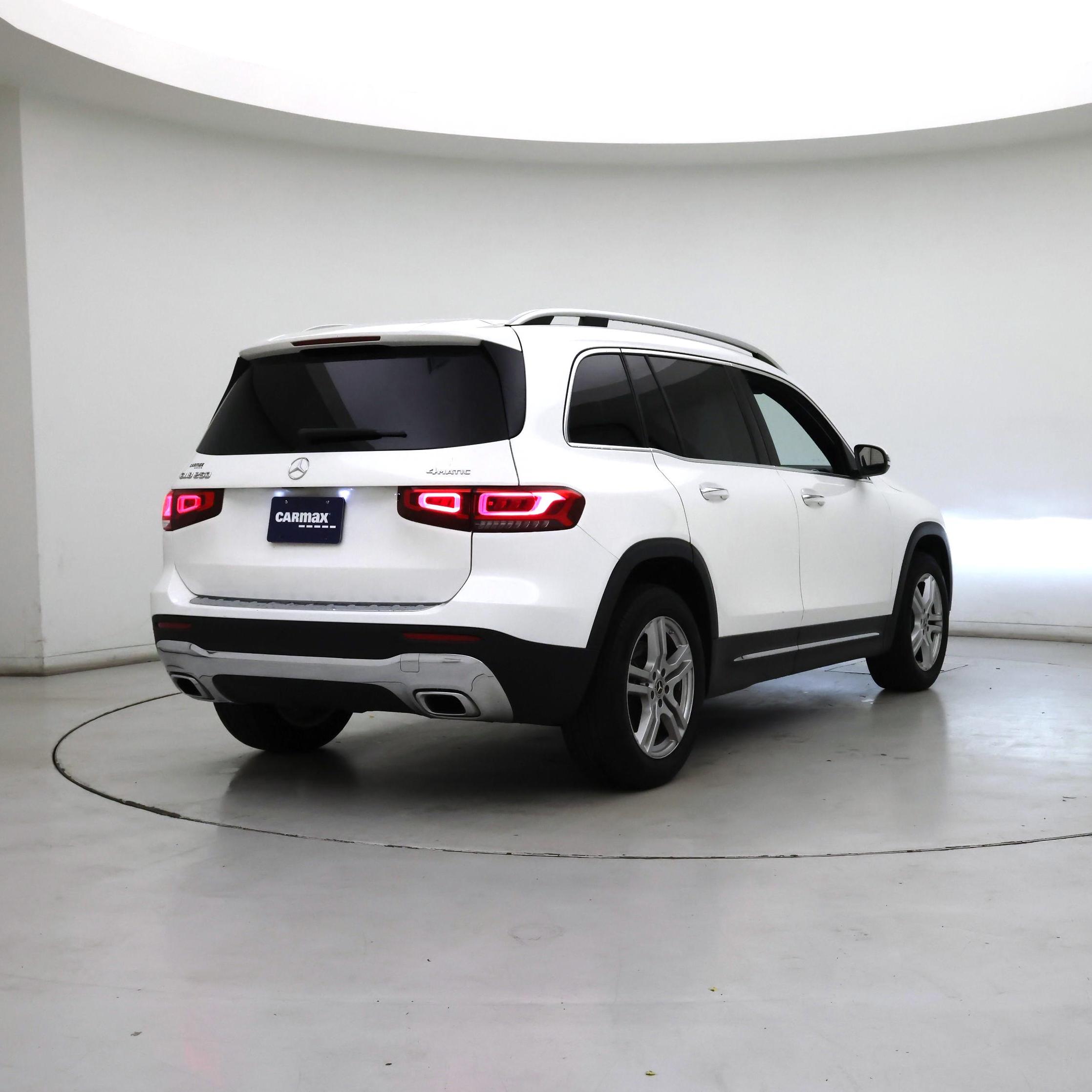 Thumbnail: 2022 Mercedes-Benz GLB - 8