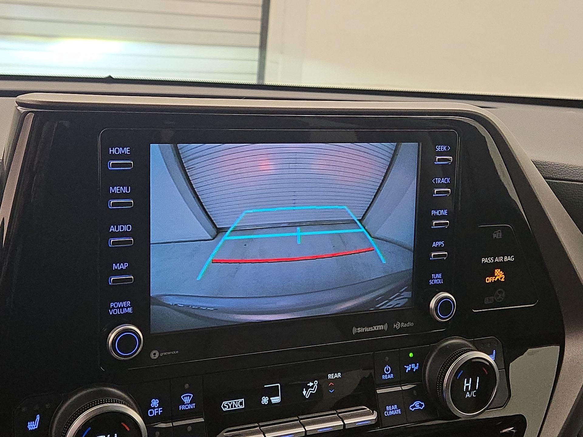 Thumbnail: 2022 Toyota Highlander - 14