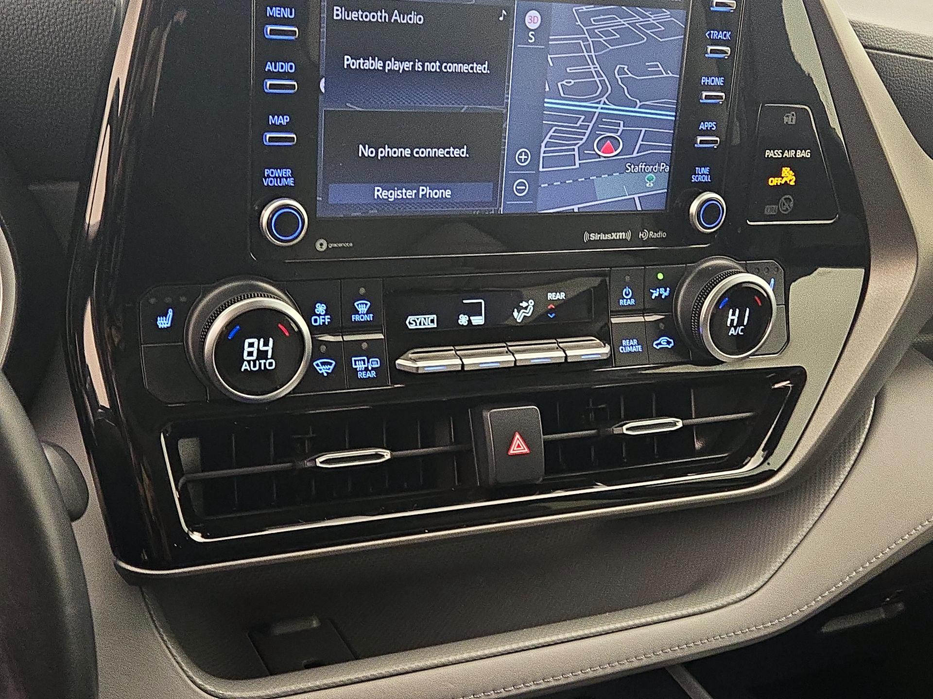 Thumbnail: 2022 Toyota Highlander - 16