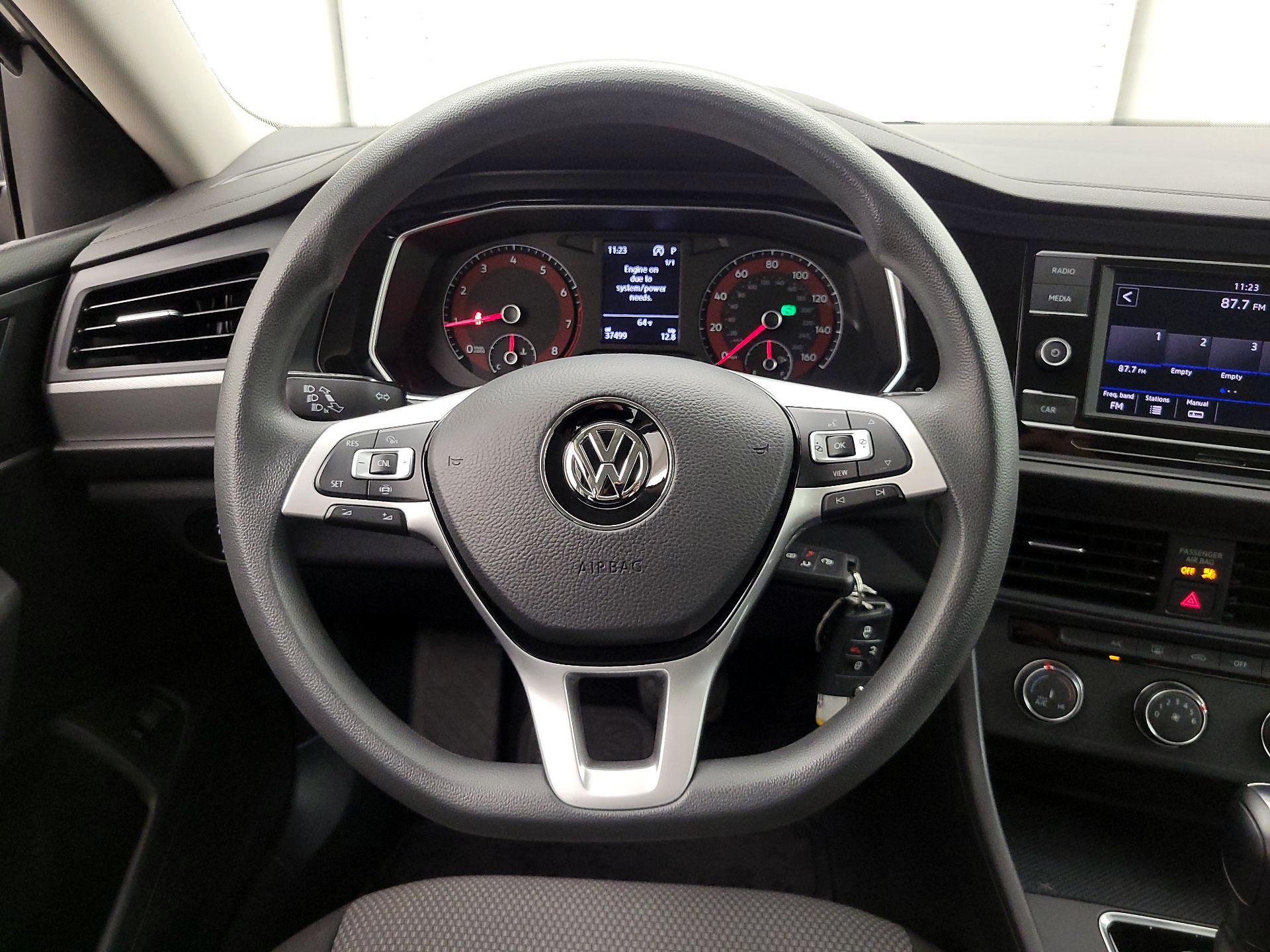 Thumbnail: 2019 Volkswagen Jetta - 10