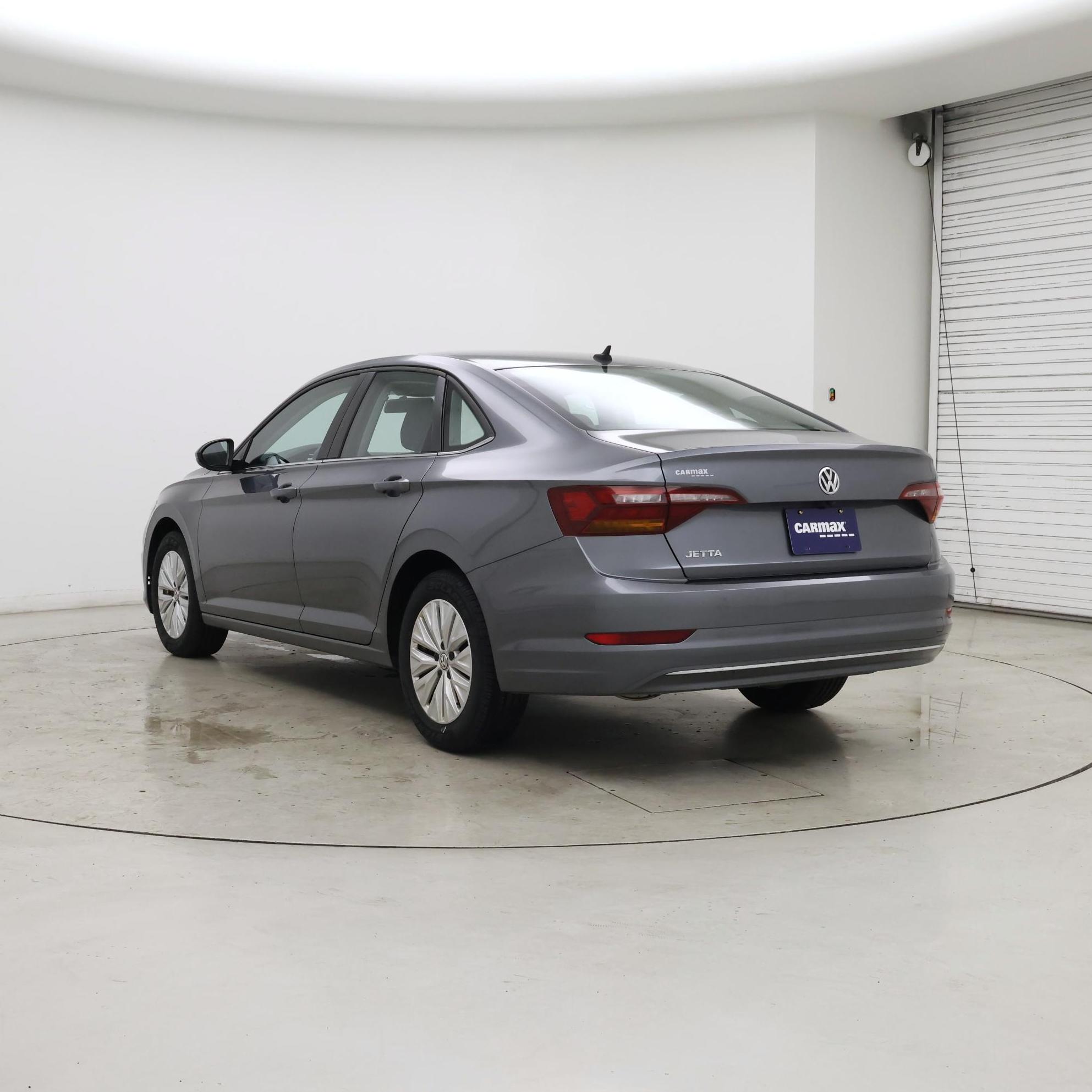 Thumbnail: 2019 Volkswagen Jetta - 2