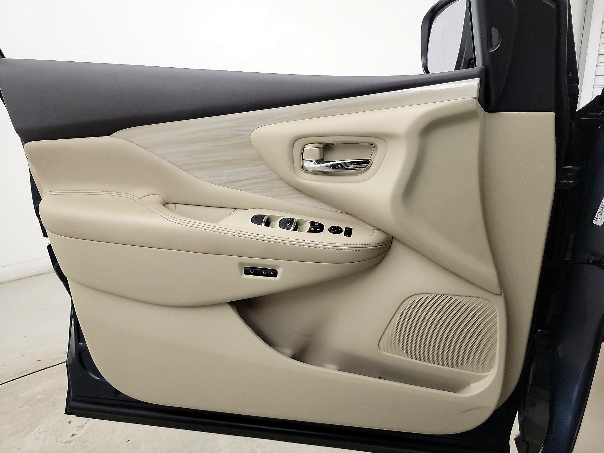 Thumbnail: 2017 Nissan Murano - 12