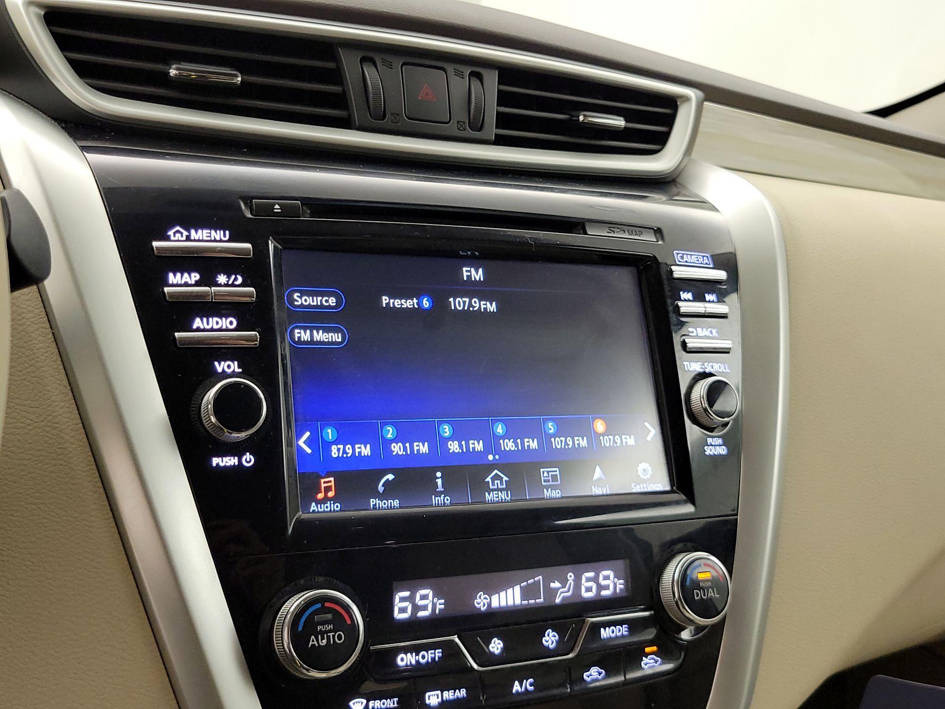 Thumbnail: 2017 Nissan Murano - 16