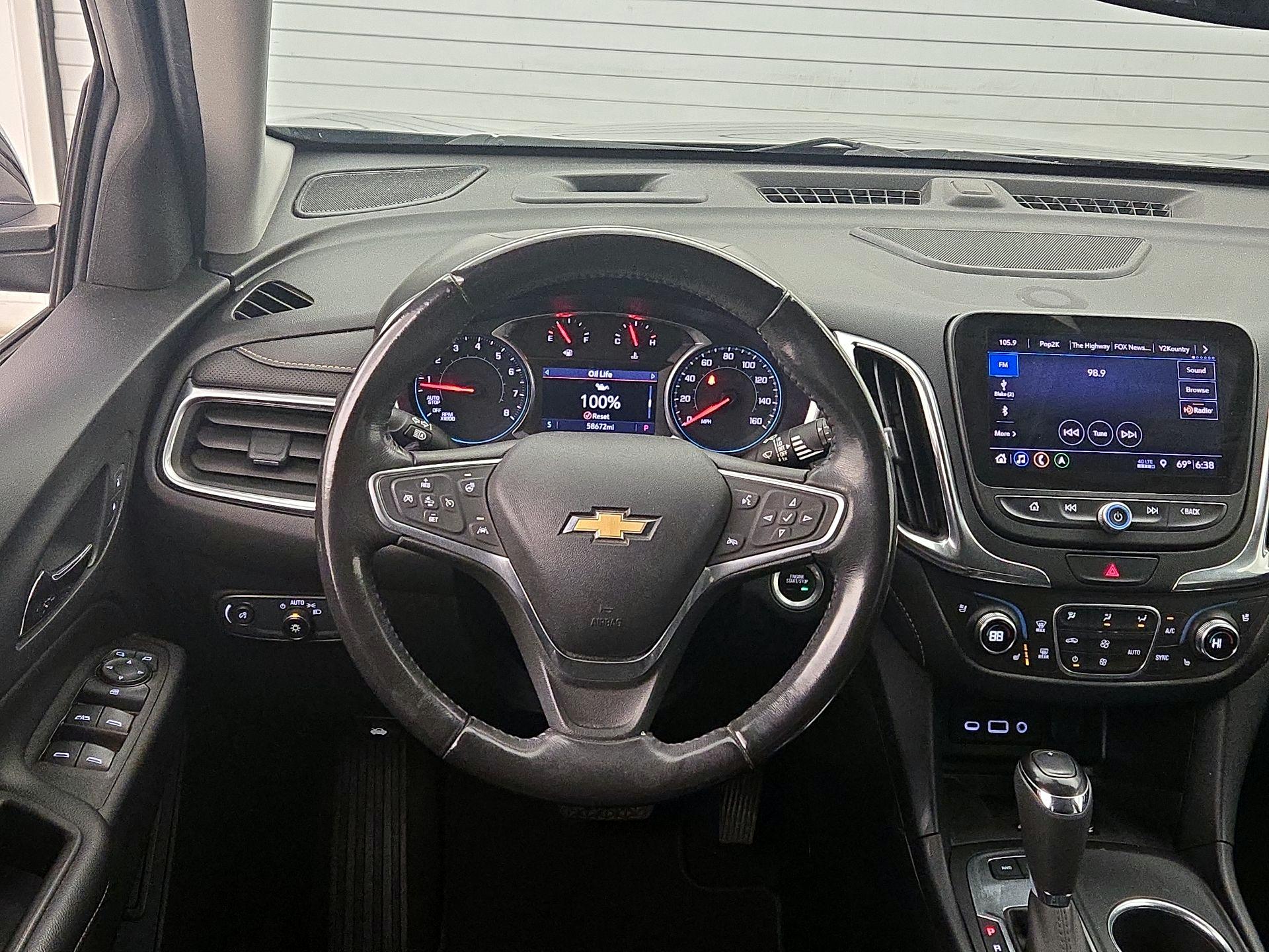 Thumbnail: 2020 Chevrolet Equinox - 10