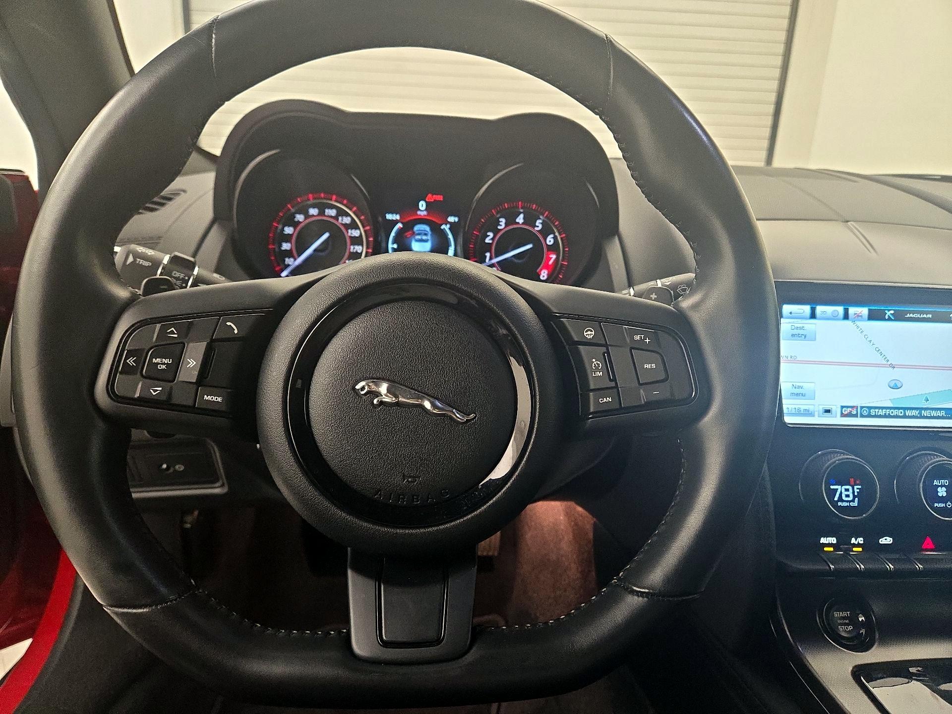Thumbnail: 2017 Jaguar F-Type - 10