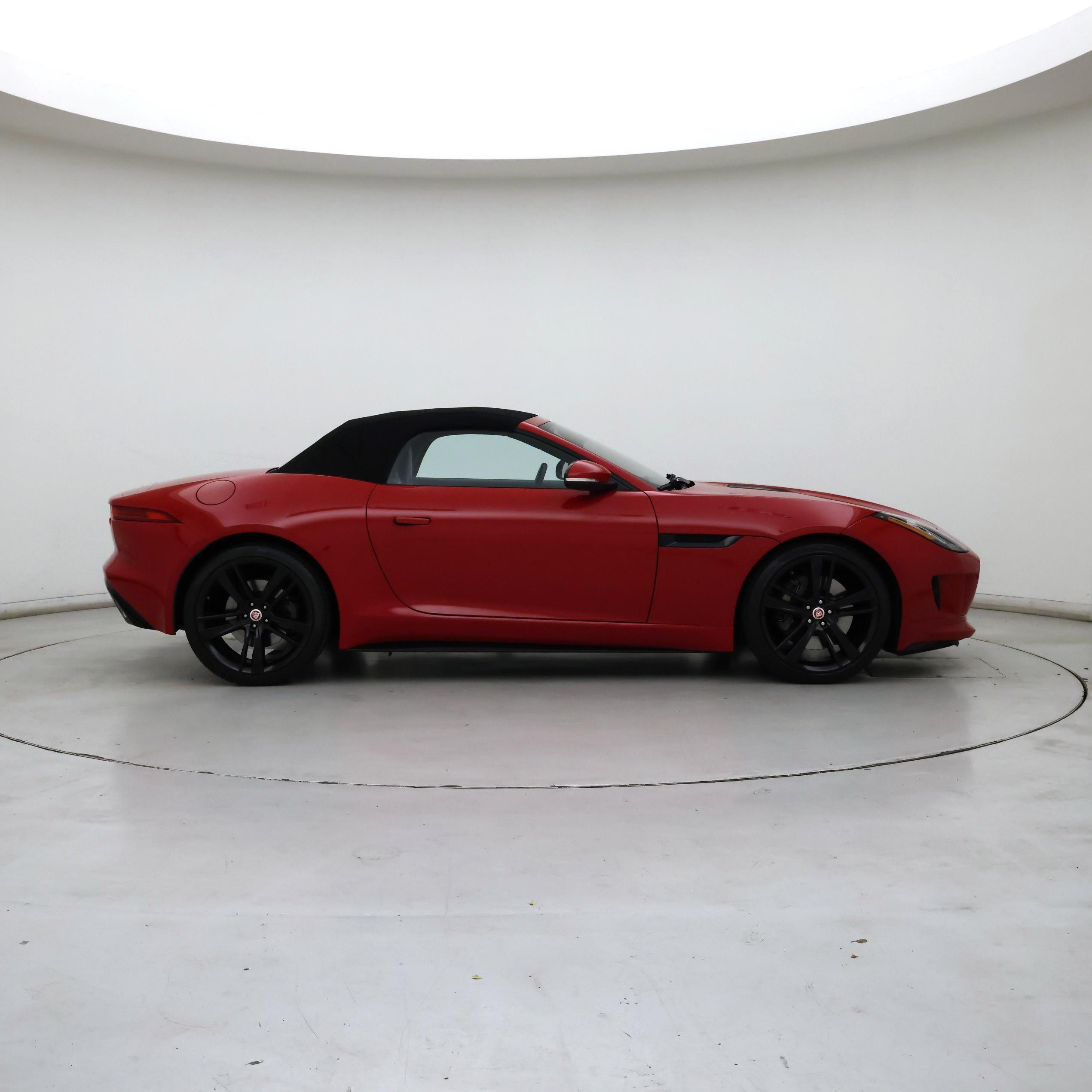 Thumbnail: 2017 Jaguar F-Type - 7
