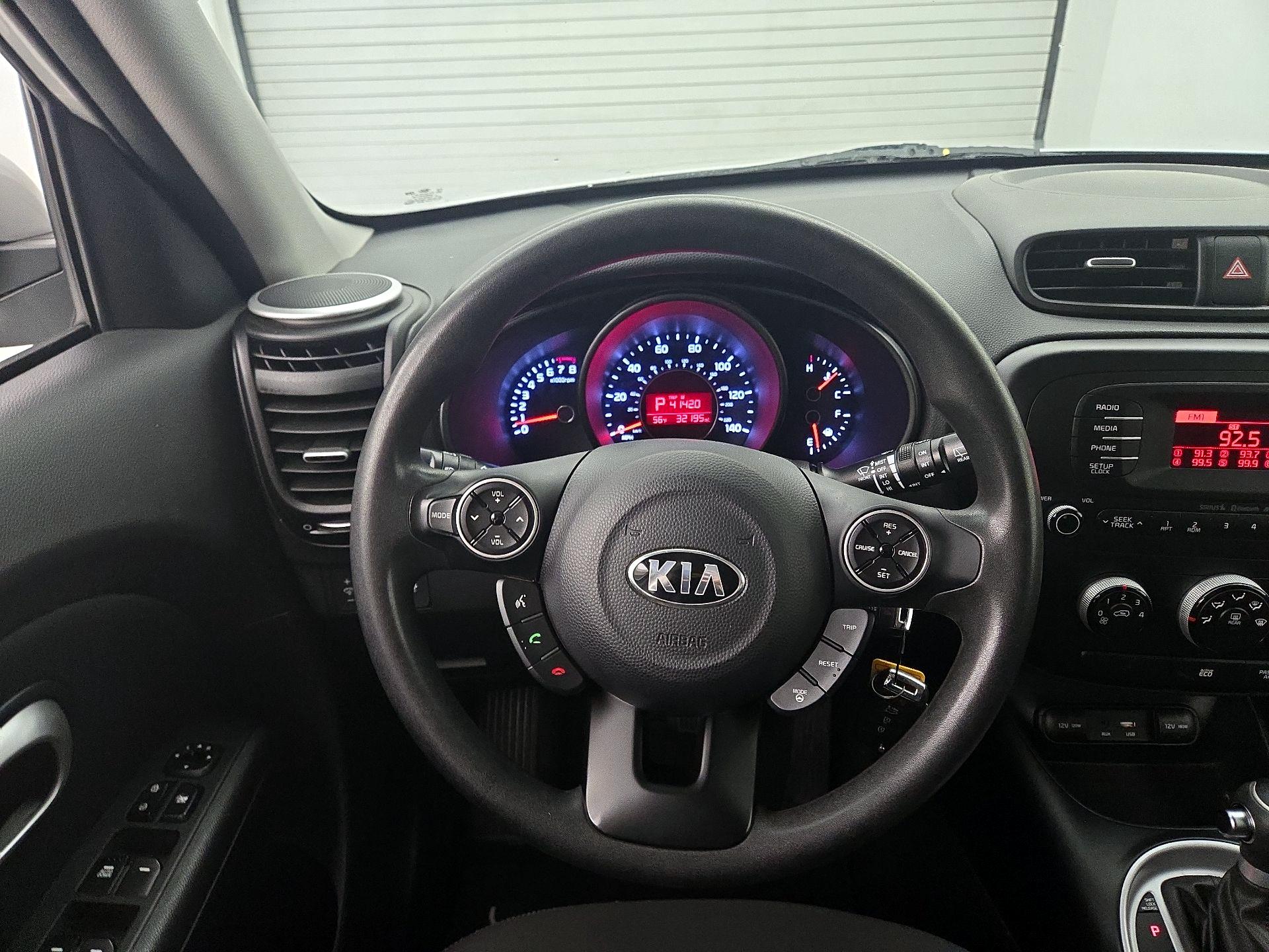 Thumbnail: 2016 Kia Soul - 10