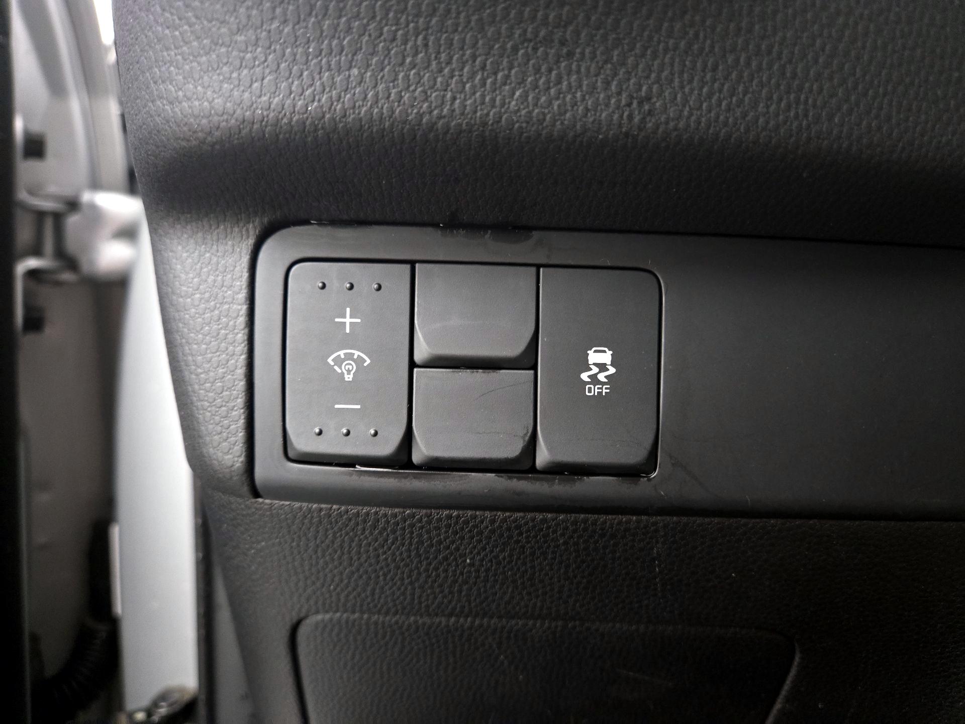 Thumbnail: 2016 Kia Soul - 13