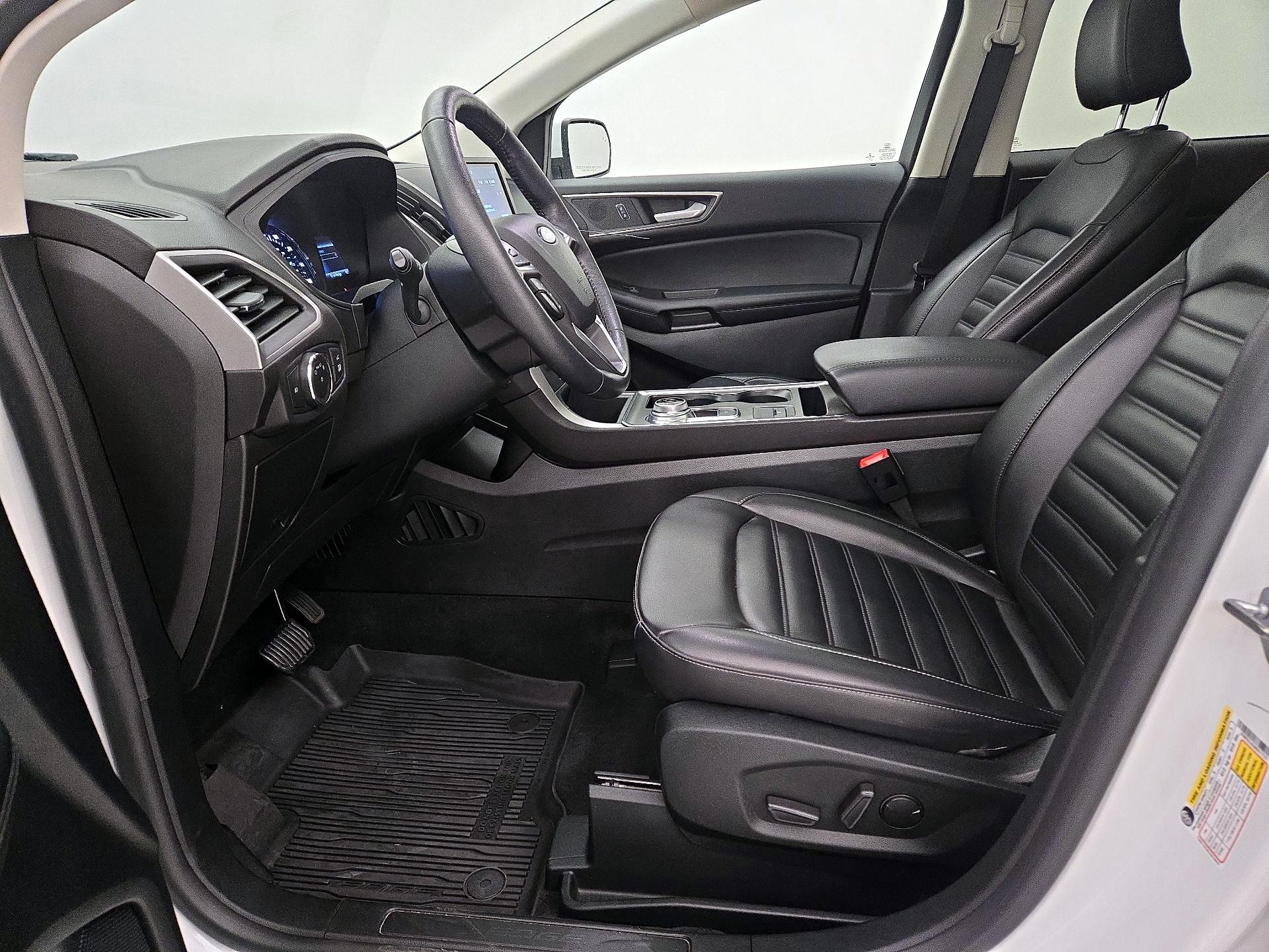 Thumbnail: 2022 Ford Edge - 11