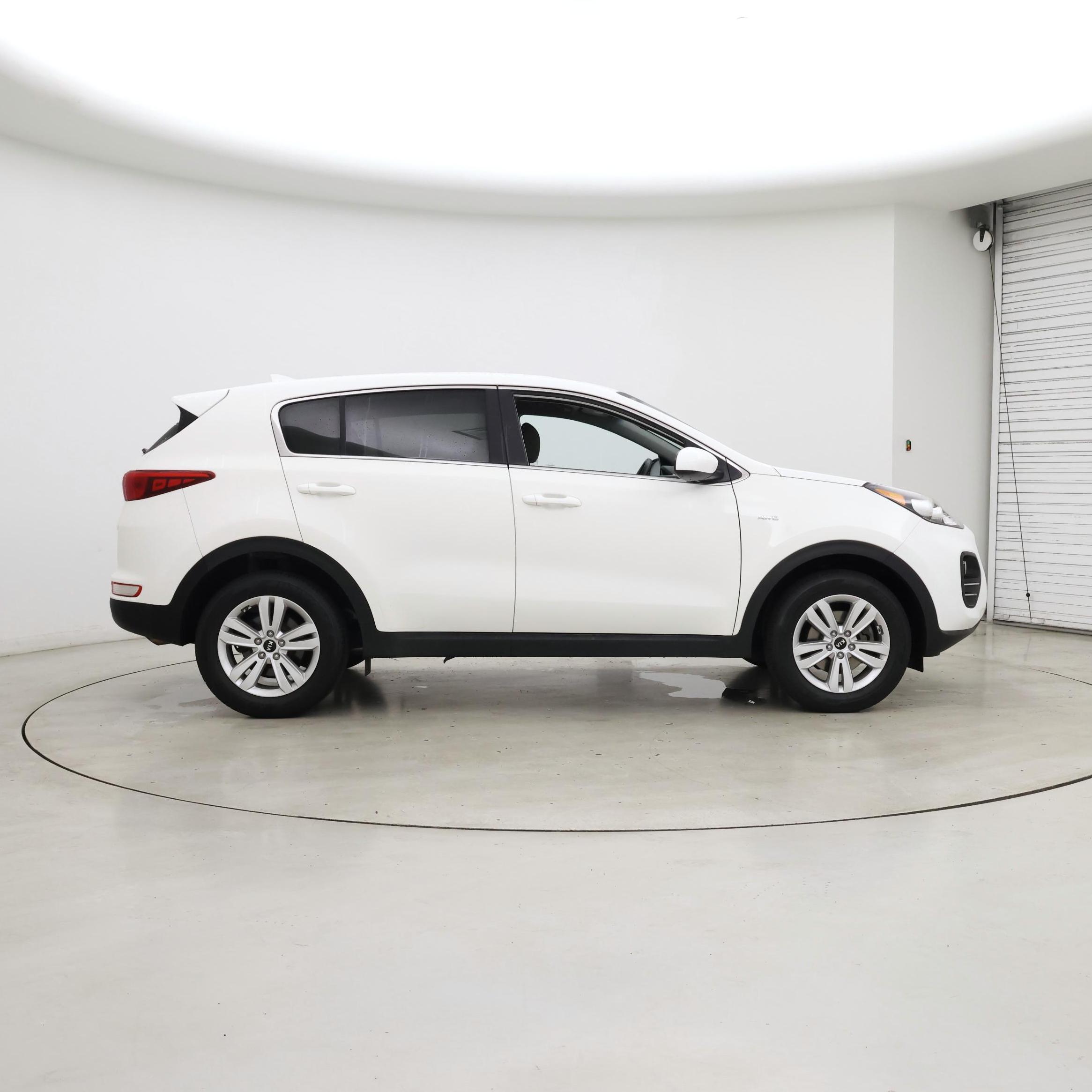 Thumbnail: 2019 Kia Sportage - 7