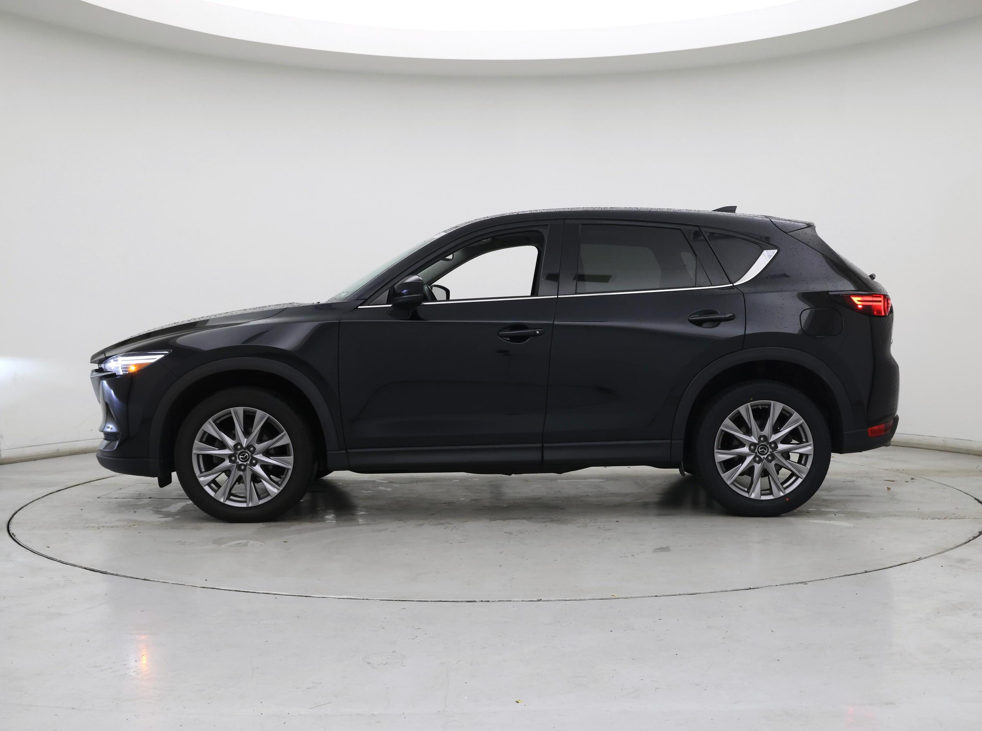Thumbnail: 2020 Mazda CX-5 - 3