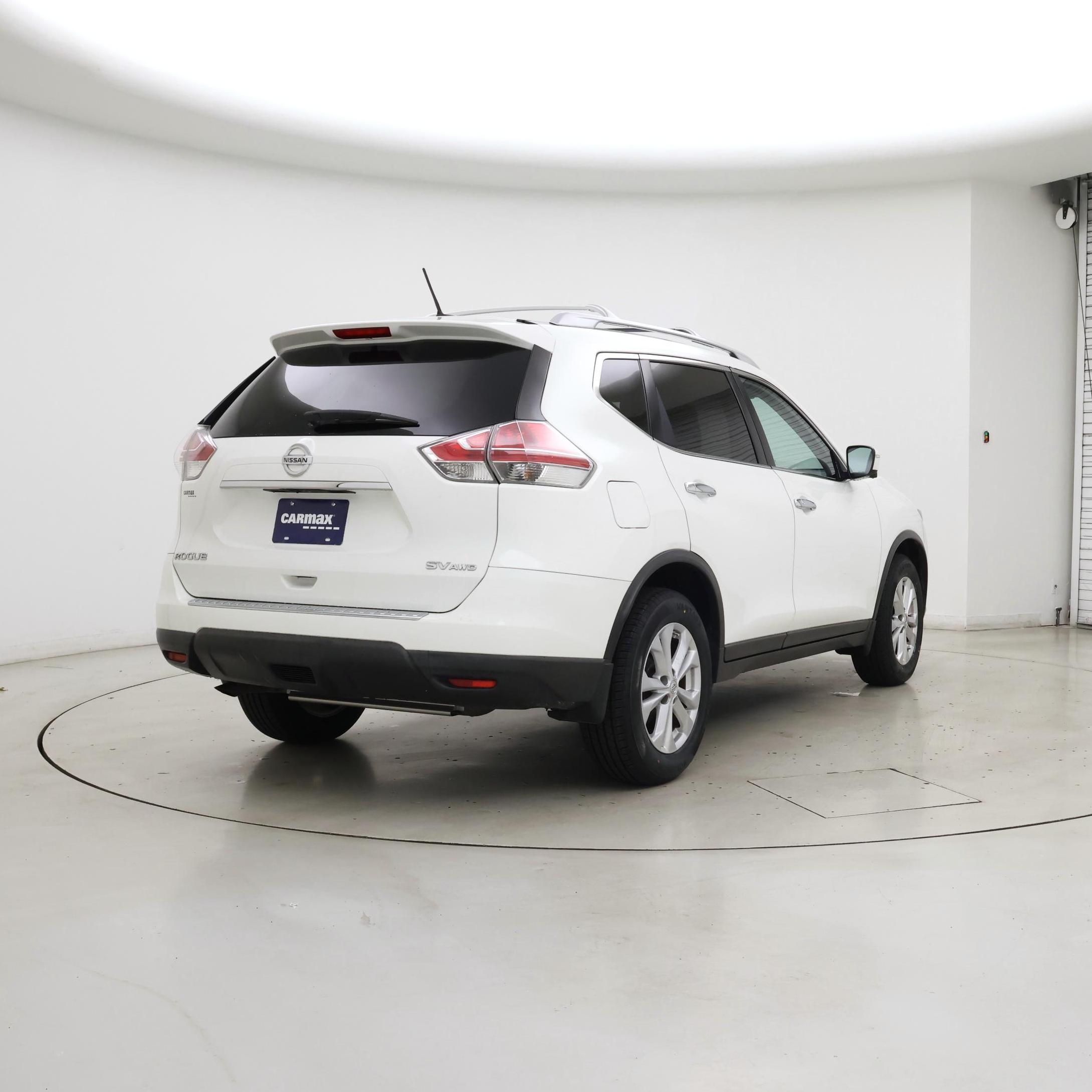 Thumbnail: 2015 Nissan Rogue - 8