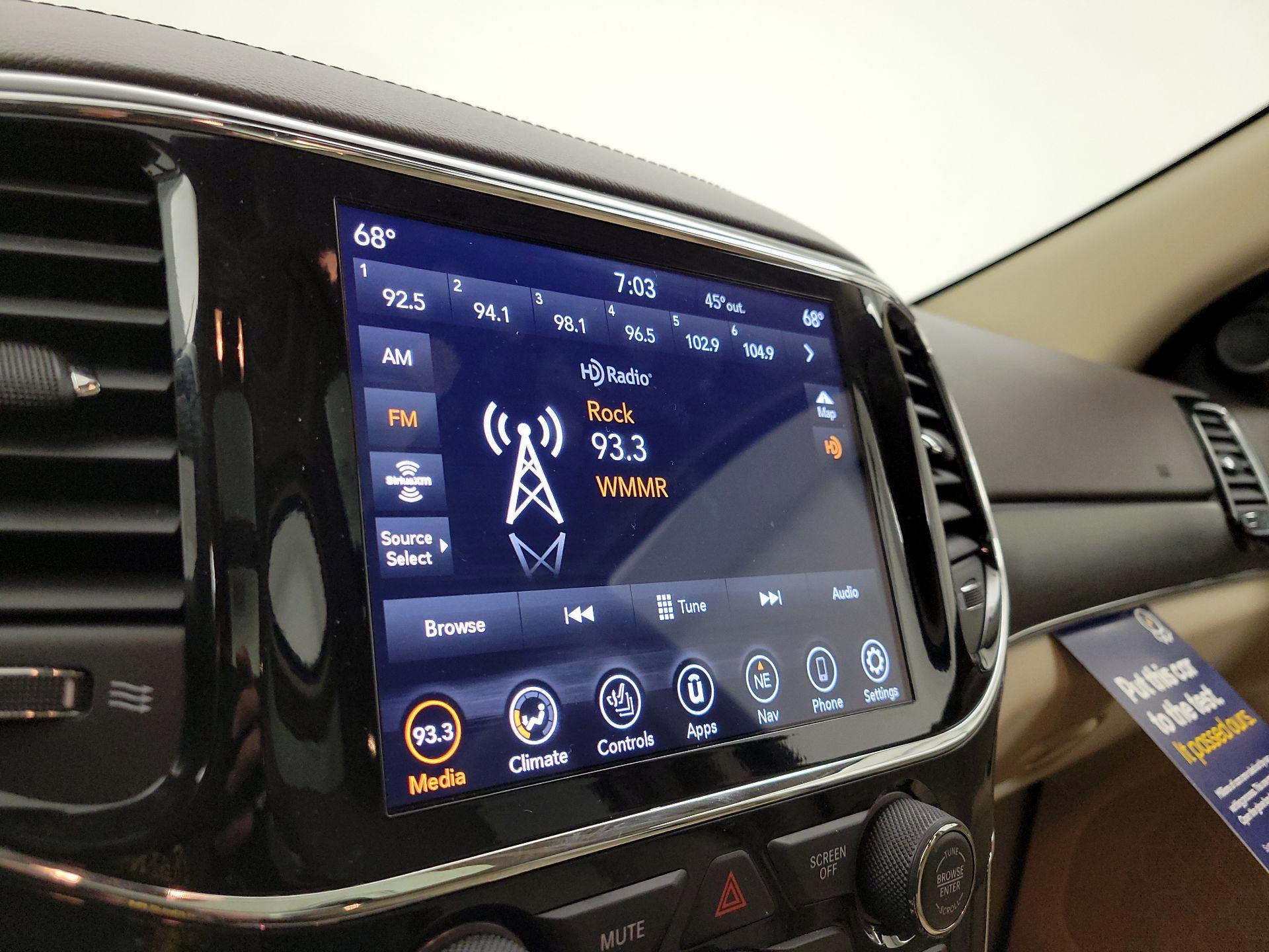 Thumbnail: 2021 Jeep Grand Cherokee - 16